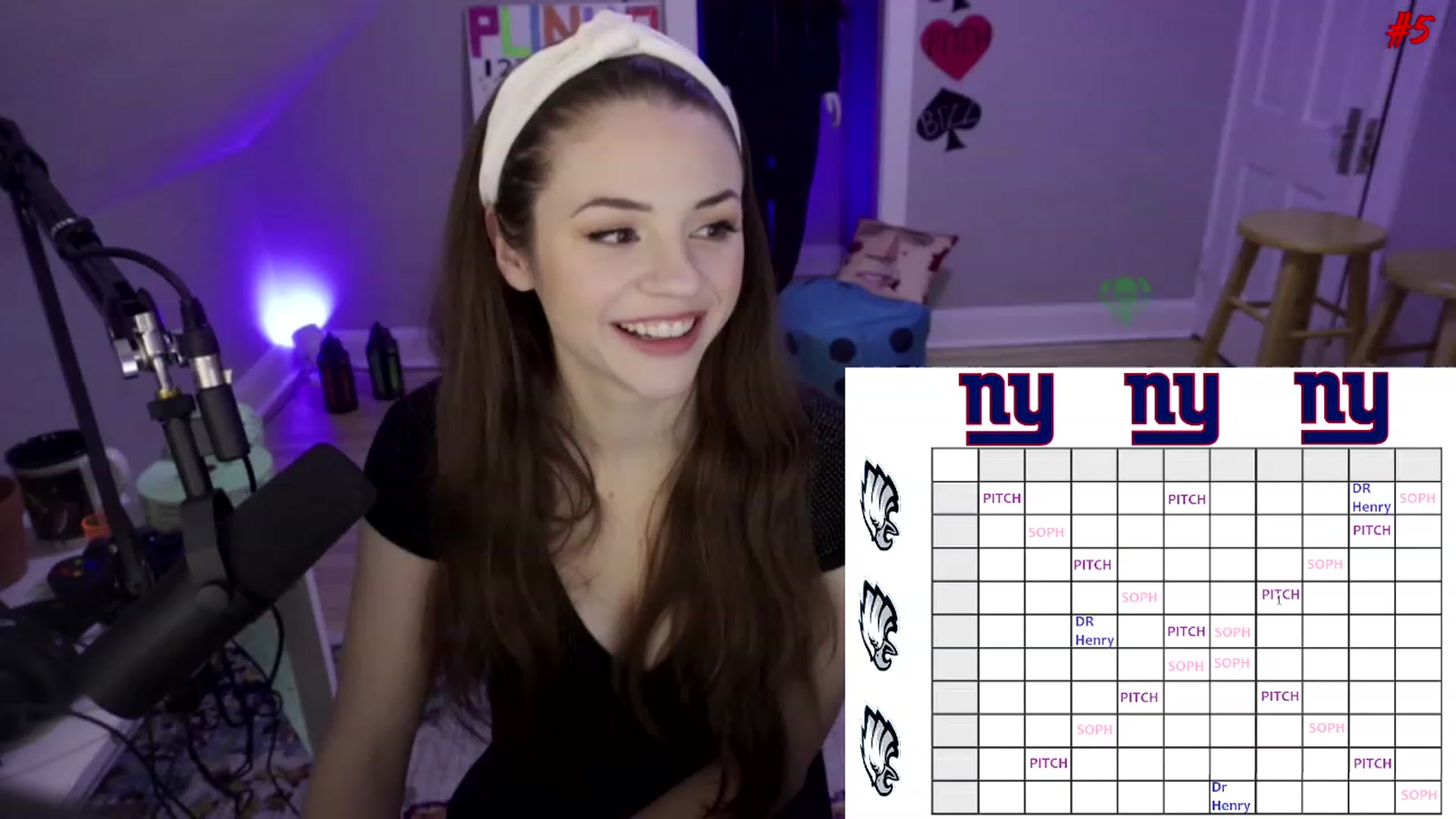 Gallery image thumbnail from SophiesPalace's myfreecams stream on, 01/20/2023, 04:24 image 19 of 20