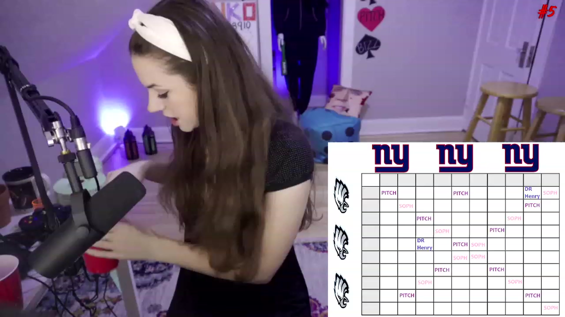 Gallery image thumbnail from SophiesPalace's myfreecams stream on, 01/20/2023, 04:24 image 10 of 20