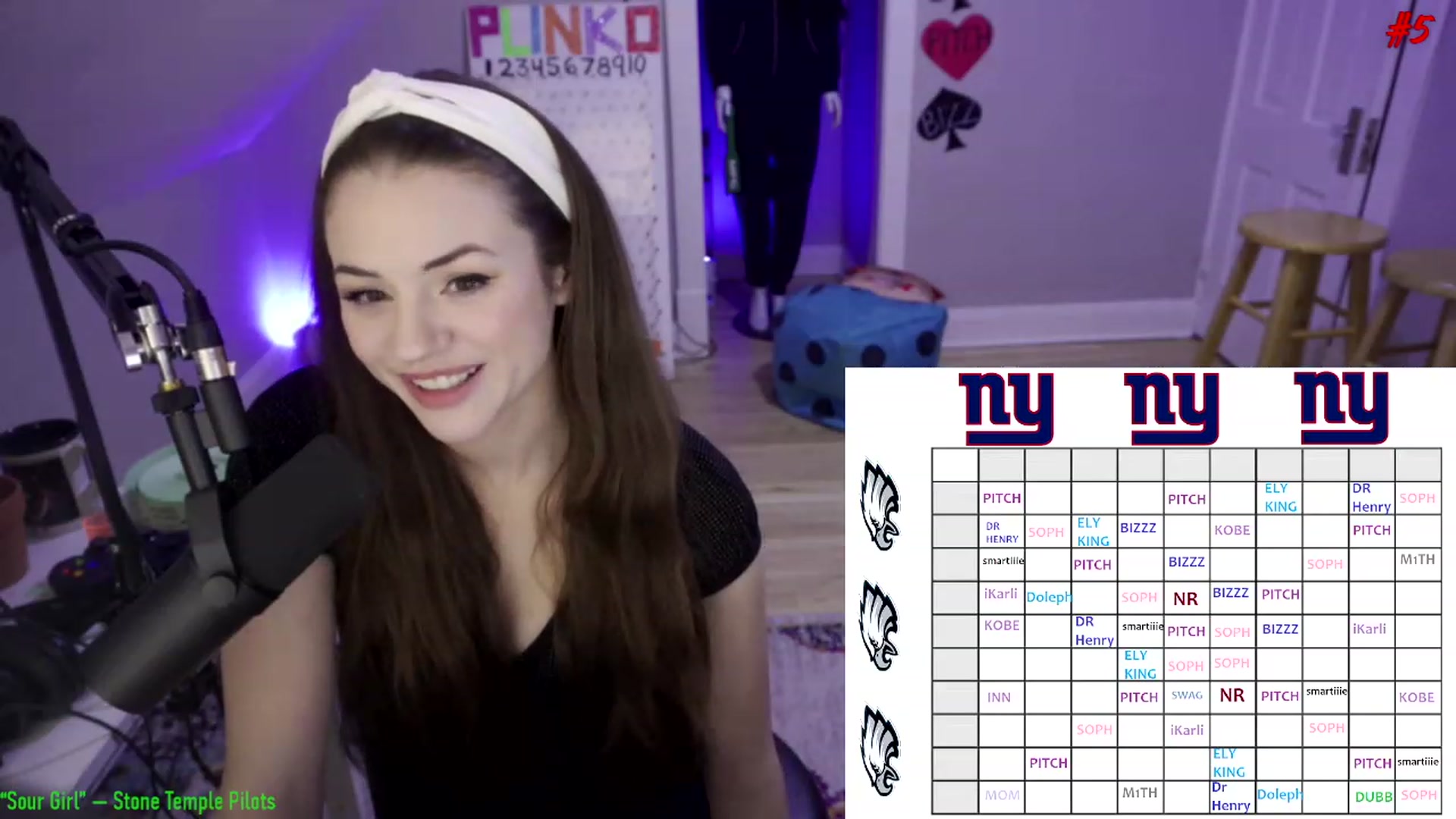 Gallery image thumbnail from SophiesPalace's myfreecams stream on, 01/20/2023, 06:15 image 8 of 20