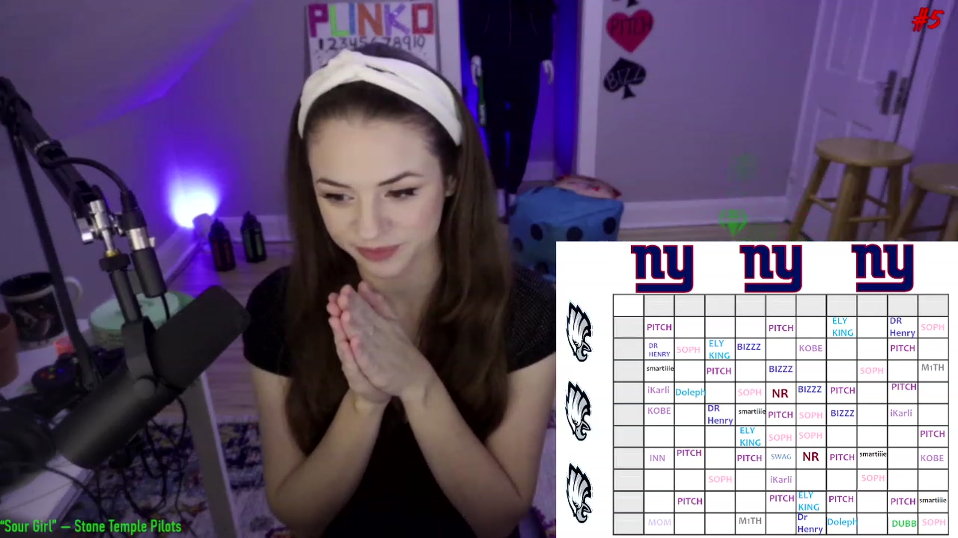 Gallery image thumbnail from SophiesPalace's myfreecams stream on, 01/20/2023, 06:15 image 9 of 20
