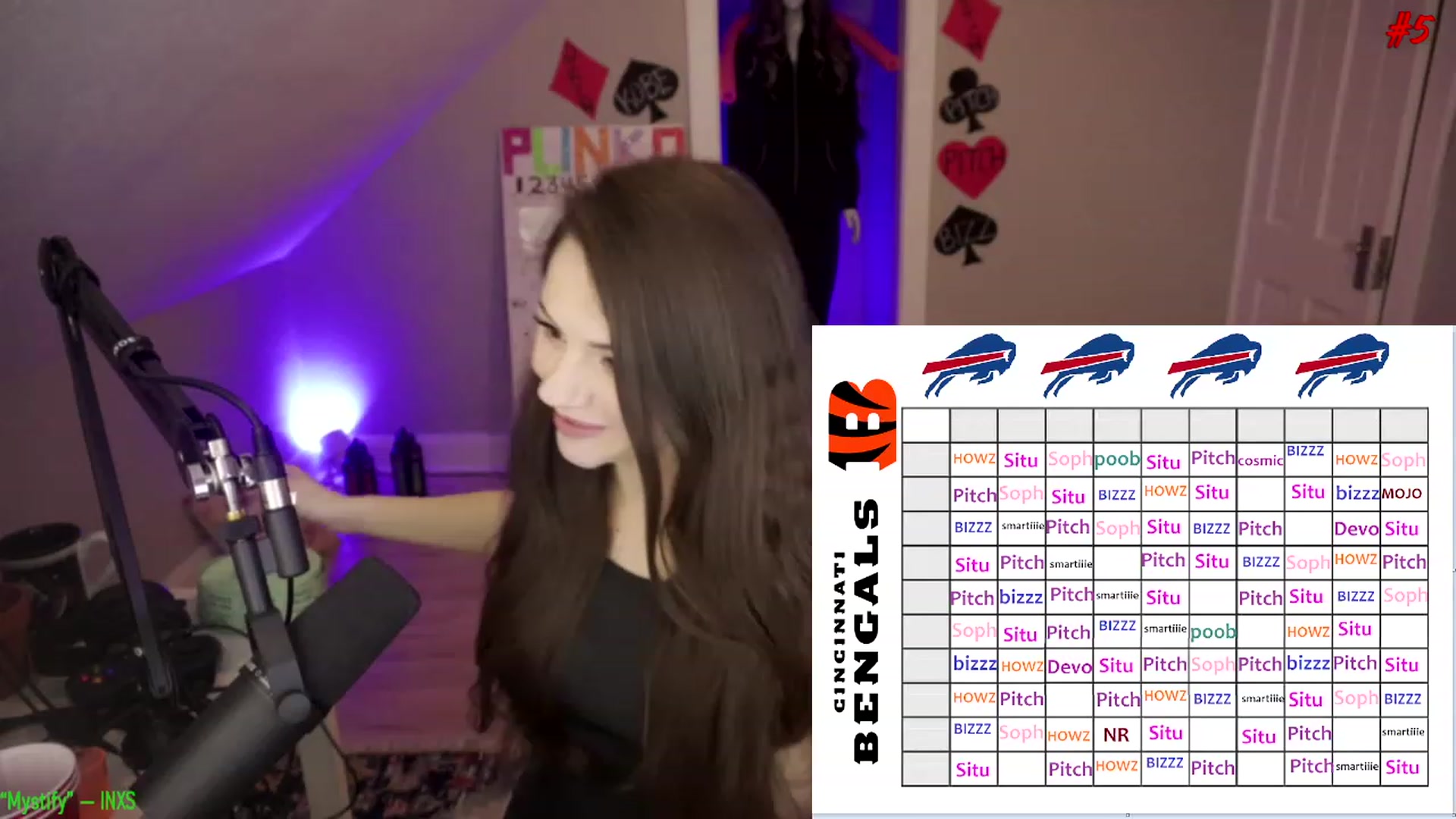 Gallery image thumbnail from SophiesPalace's myfreecams stream on, 01/21/2023, 08:04 image 6 of 20