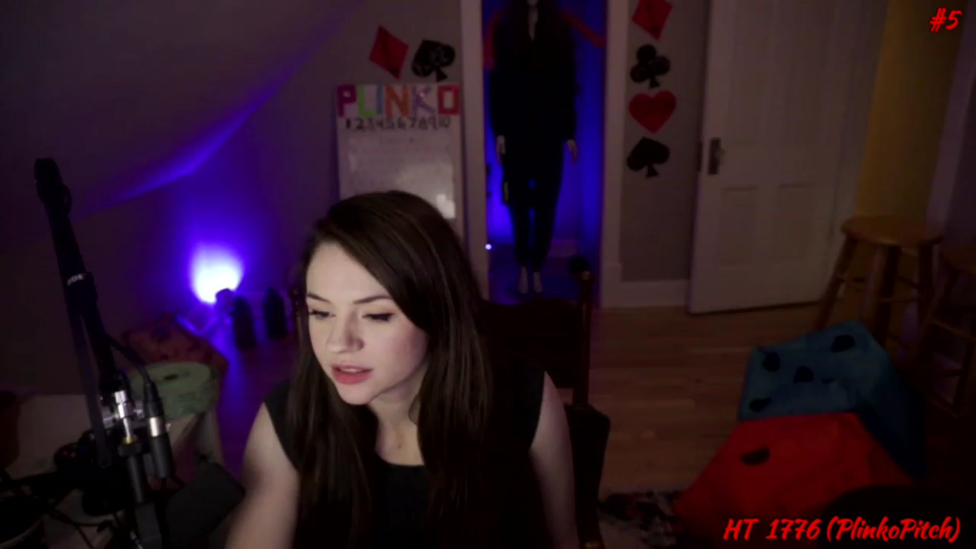 Gallery image thumbnail from SophiesPalace's myfreecams stream on, 01/21/2023, 08:25 image 19 of 20