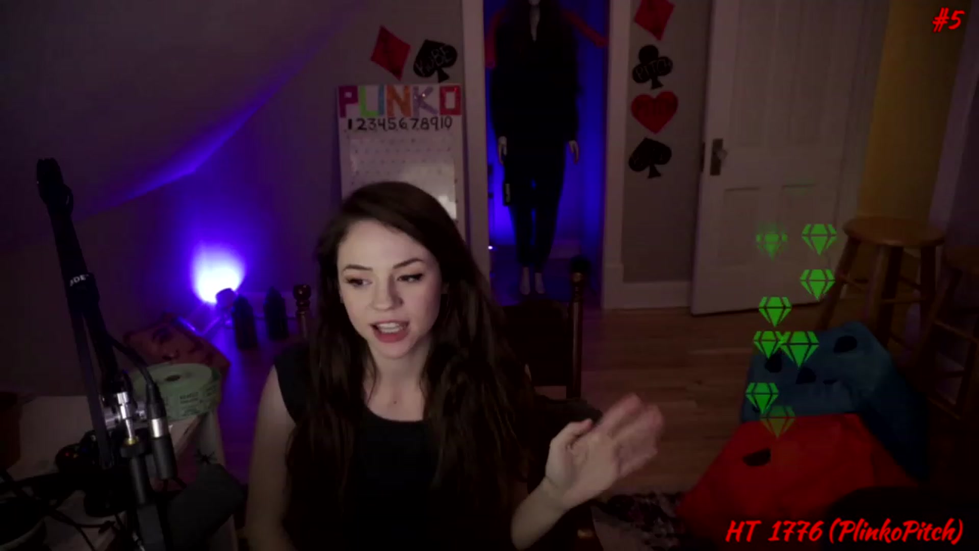 Gallery image thumbnail from SophiesPalace's myfreecams stream on, 01/21/2023, 08:25 image 15 of 20