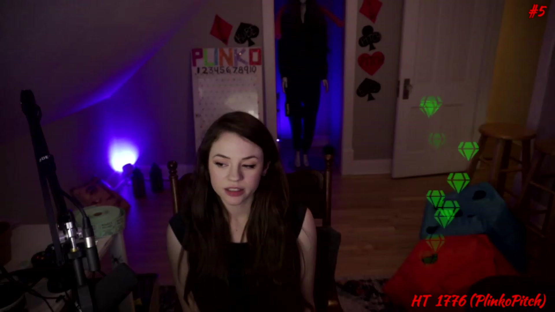 Gallery image thumbnail from SophiesPalace's myfreecams stream on, 01/21/2023, 08:25 image 17 of 20