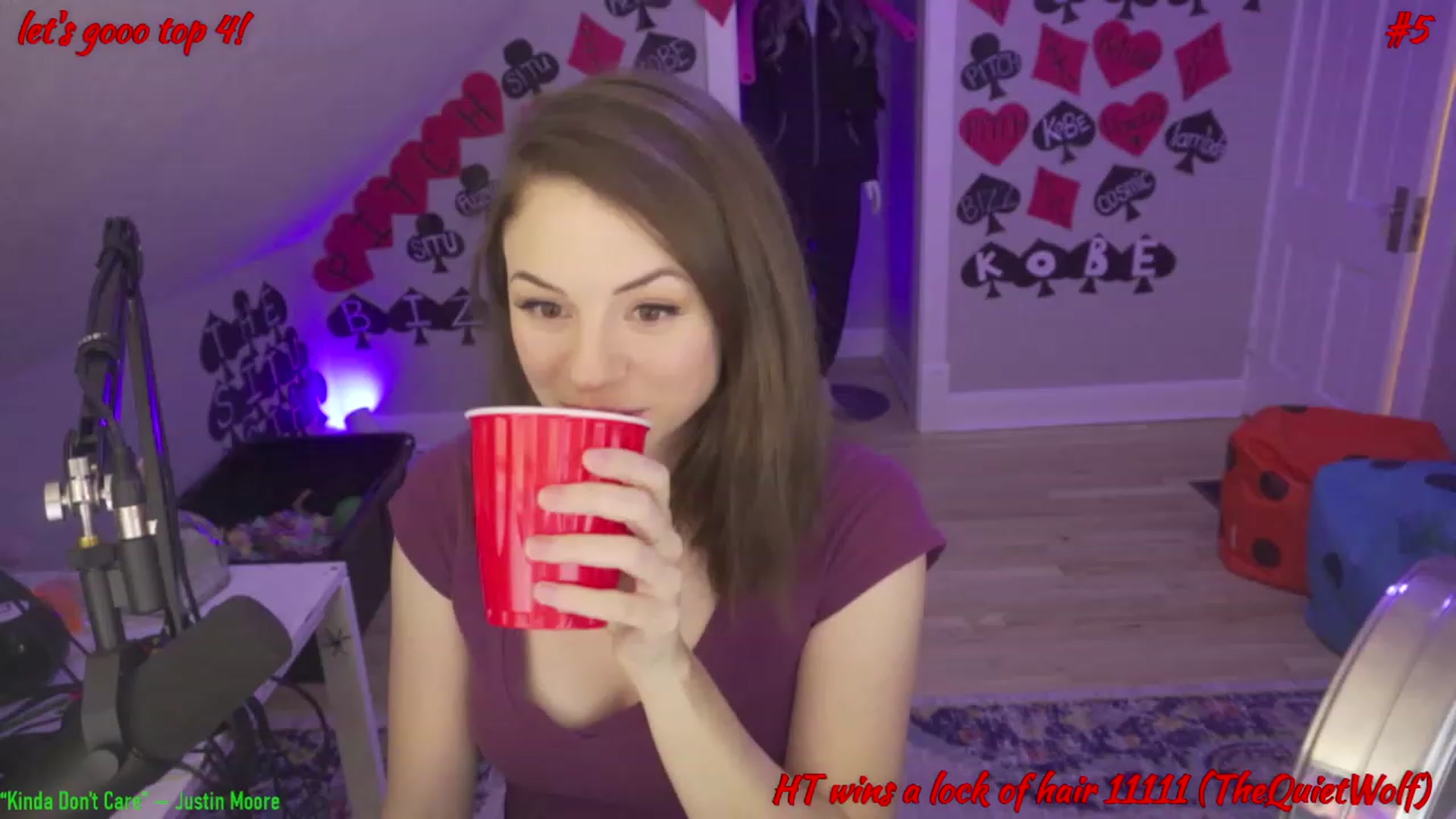 Gallery image thumbnail from SophiesPalace's myfreecams stream on, 01/29/2023, 08:43 image 16 of 20