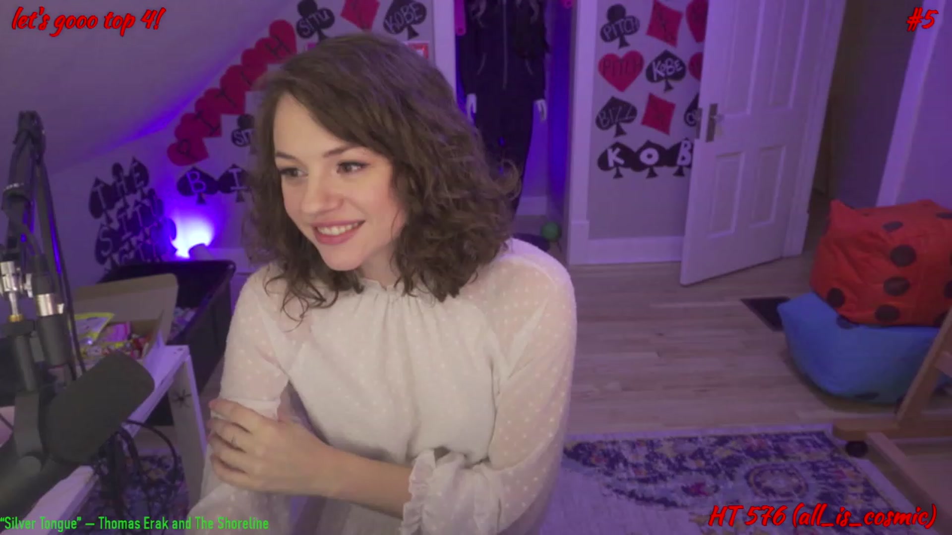 Gallery image thumbnail from SophiesPalace's myfreecams stream on, 01/31/2023, 06:01 image 14 of 20