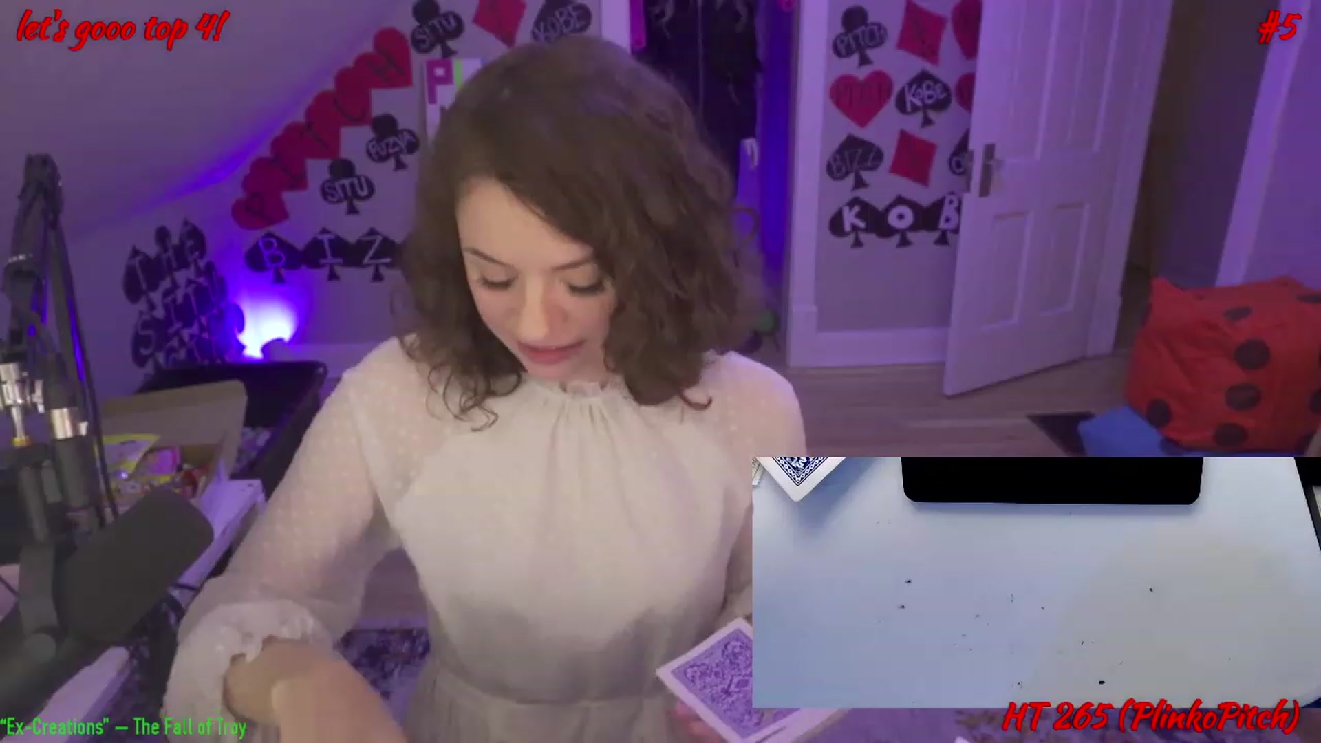 Gallery image thumbnail from SophiesPalace's myfreecams stream on, 01/31/2023, 06:01 image 10 of 20