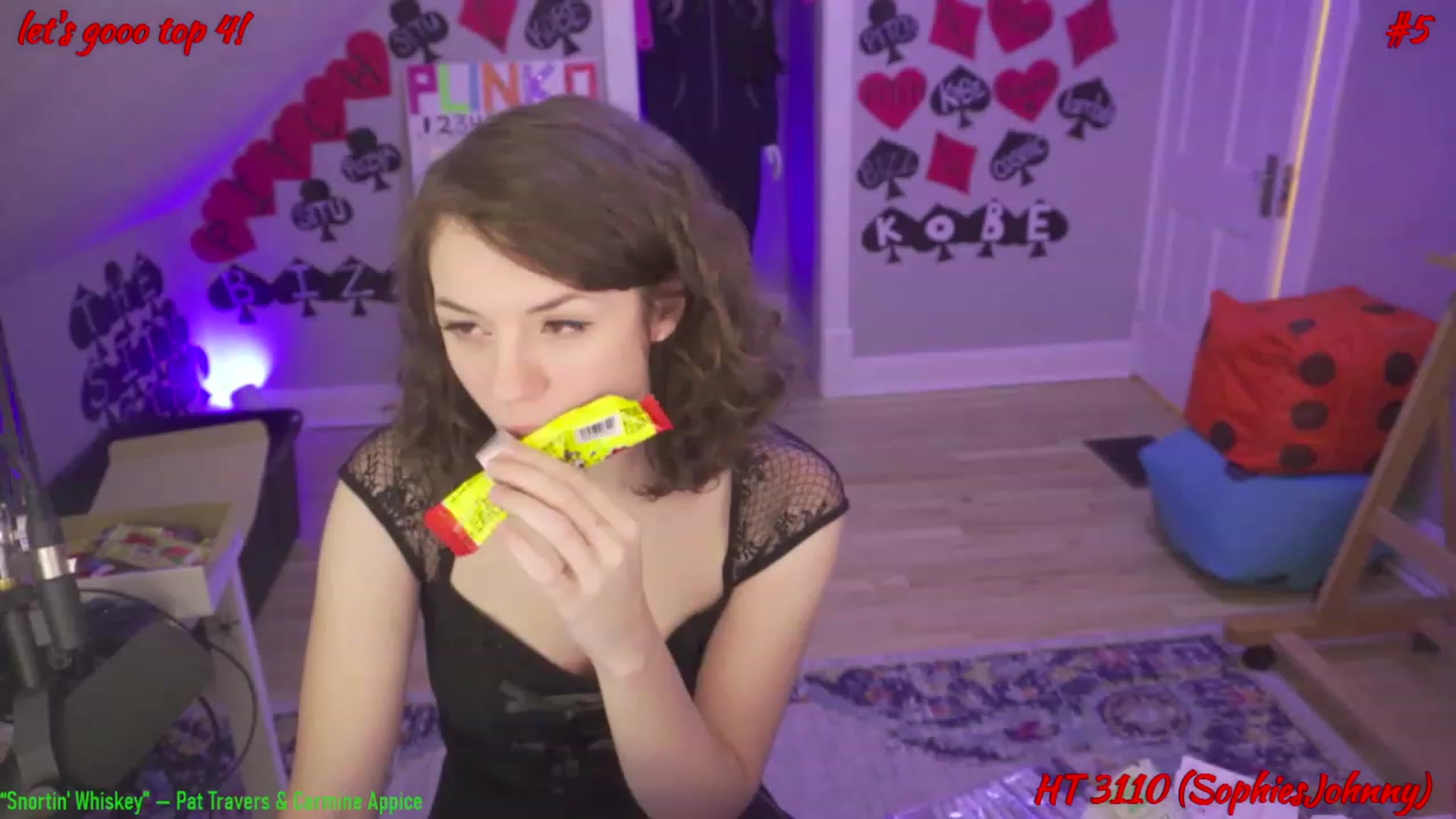 Gallery image thumbnail from SophiesPalace's myfreecams stream on, 01/31/2023, 12:18 image 11 of 20