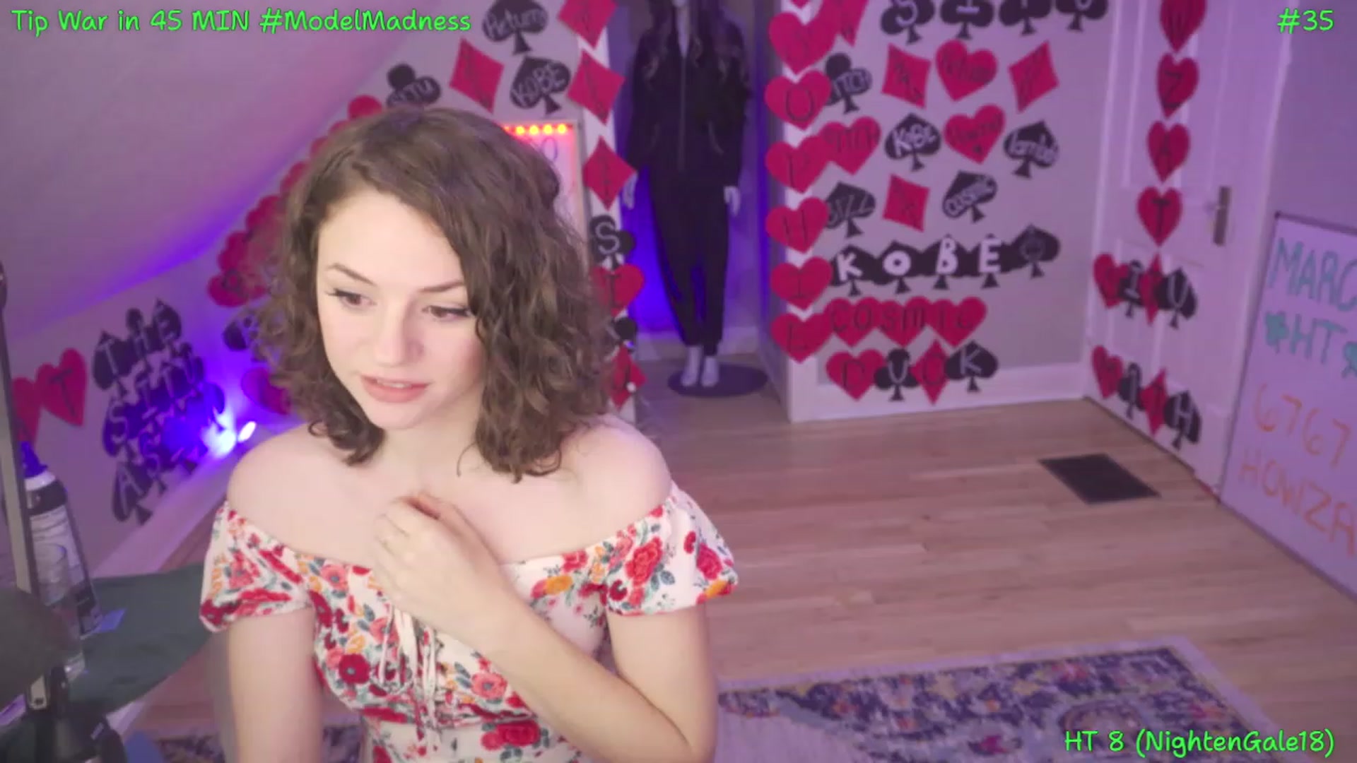 Gallery image thumbnail from SophiesPalace's myfreecams stream on, 03/05/2023, 05:11 image 3 of 20