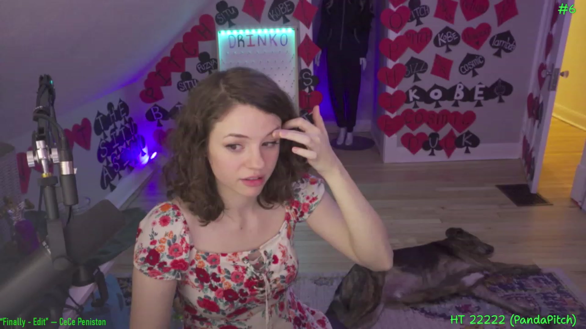 Gallery image thumbnail from SophiesPalace's myfreecams stream on, 03/05/2023, 08:03 image 7 of 20