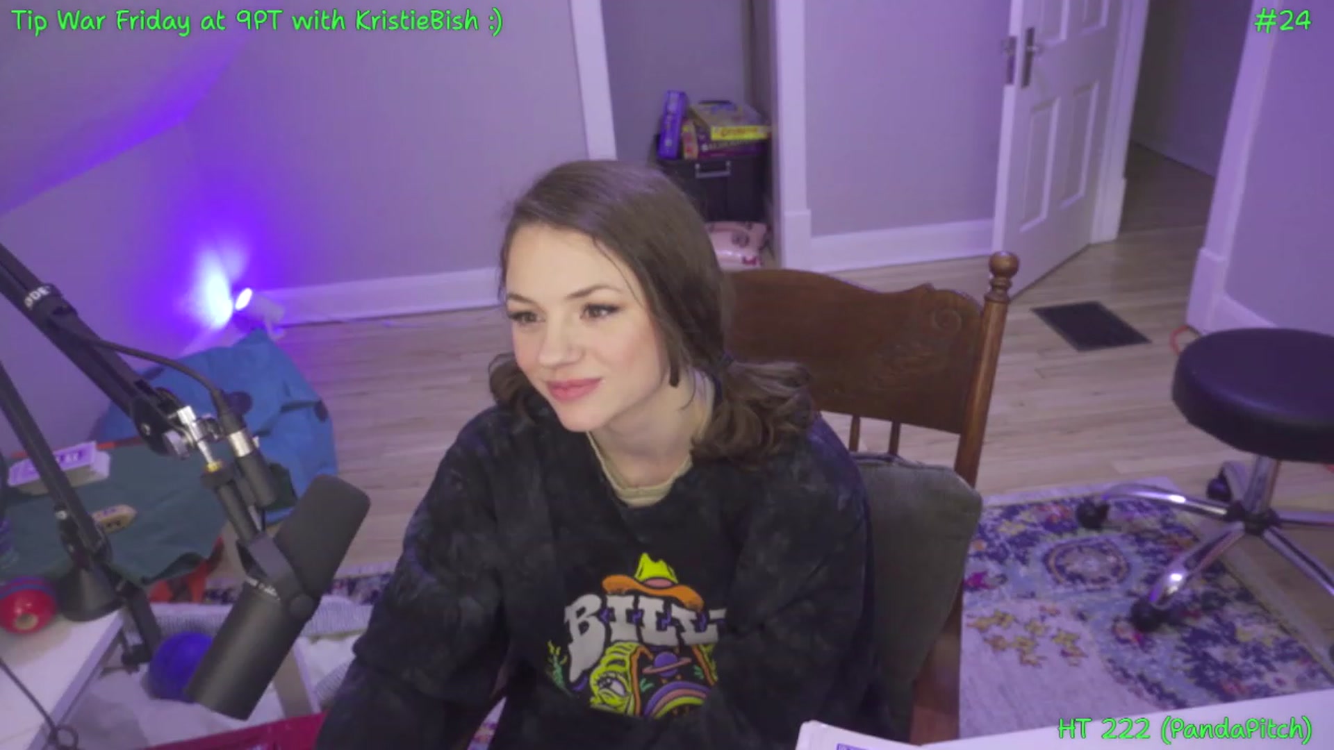 Gallery image thumbnail from SophiesPalace's myfreecams stream on, 03/10/2023, 06:46 image 15 of 20
