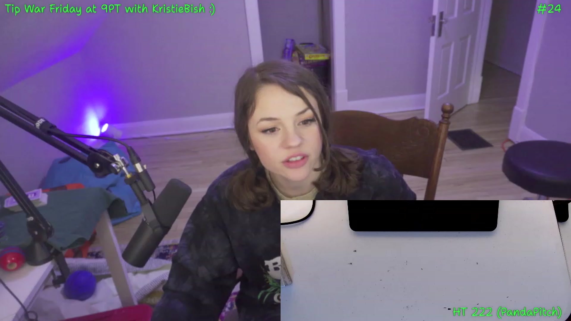 Gallery image thumbnail from SophiesPalace's myfreecams stream on, 03/10/2023, 08:34 image 12 of 20