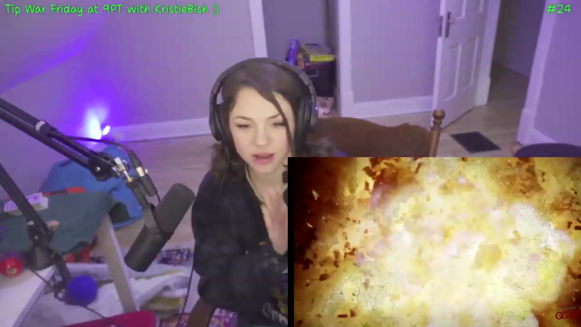 Gallery image thumbnail from SophiesPalace's myfreecams stream on, 03/10/2023, 08:34 image 2 of 20