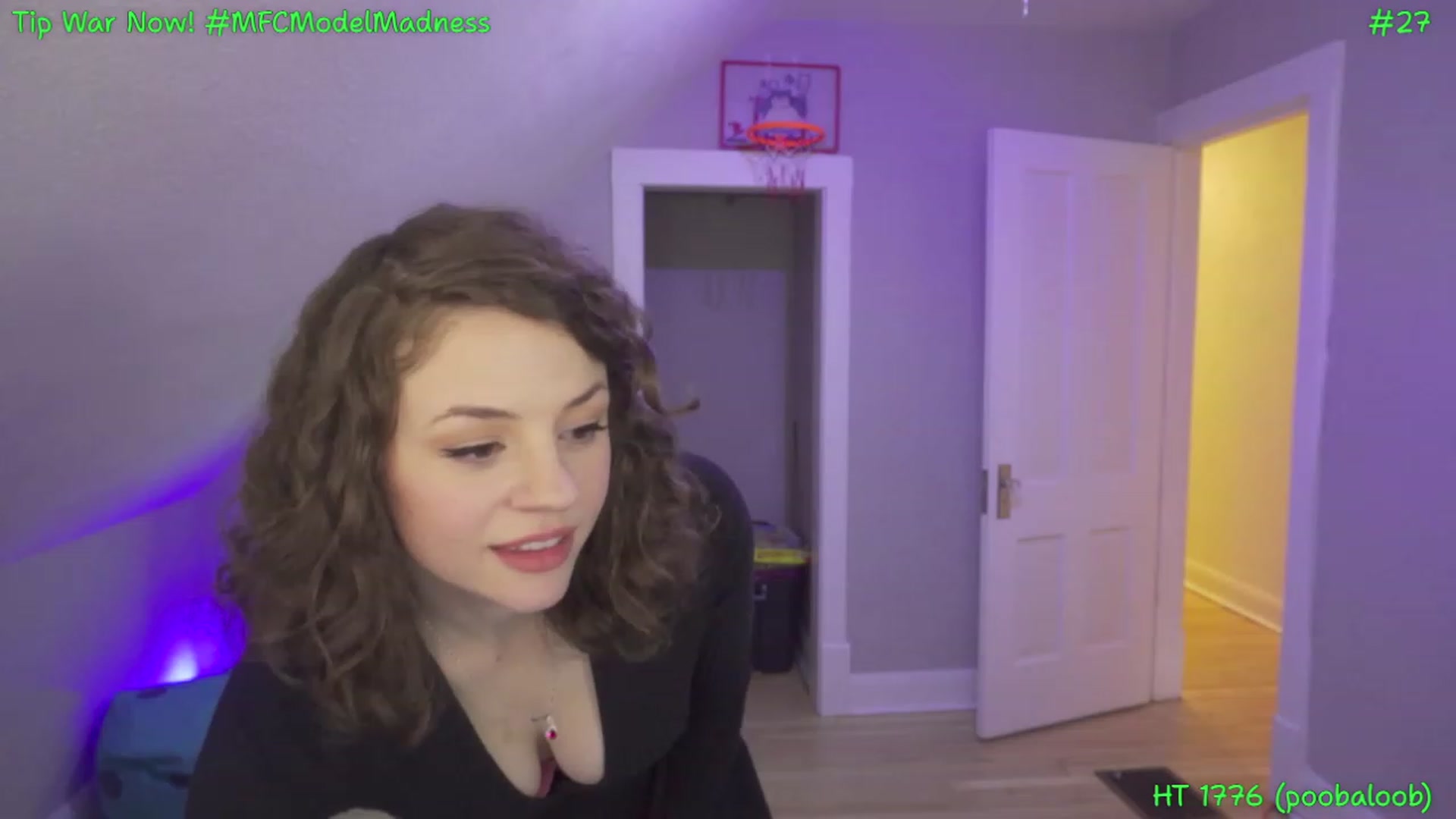 Gallery image thumbnail from SophiesPalace's myfreecams stream on, 03/11/2023, 06:50 image 11 of 20