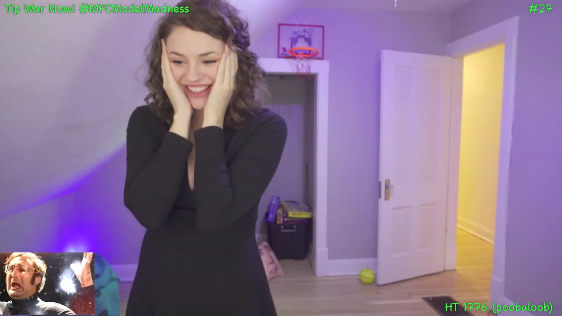 Gallery image thumbnail from SophiesPalace's myfreecams stream on, 03/11/2023, 06:50 image 12 of 20