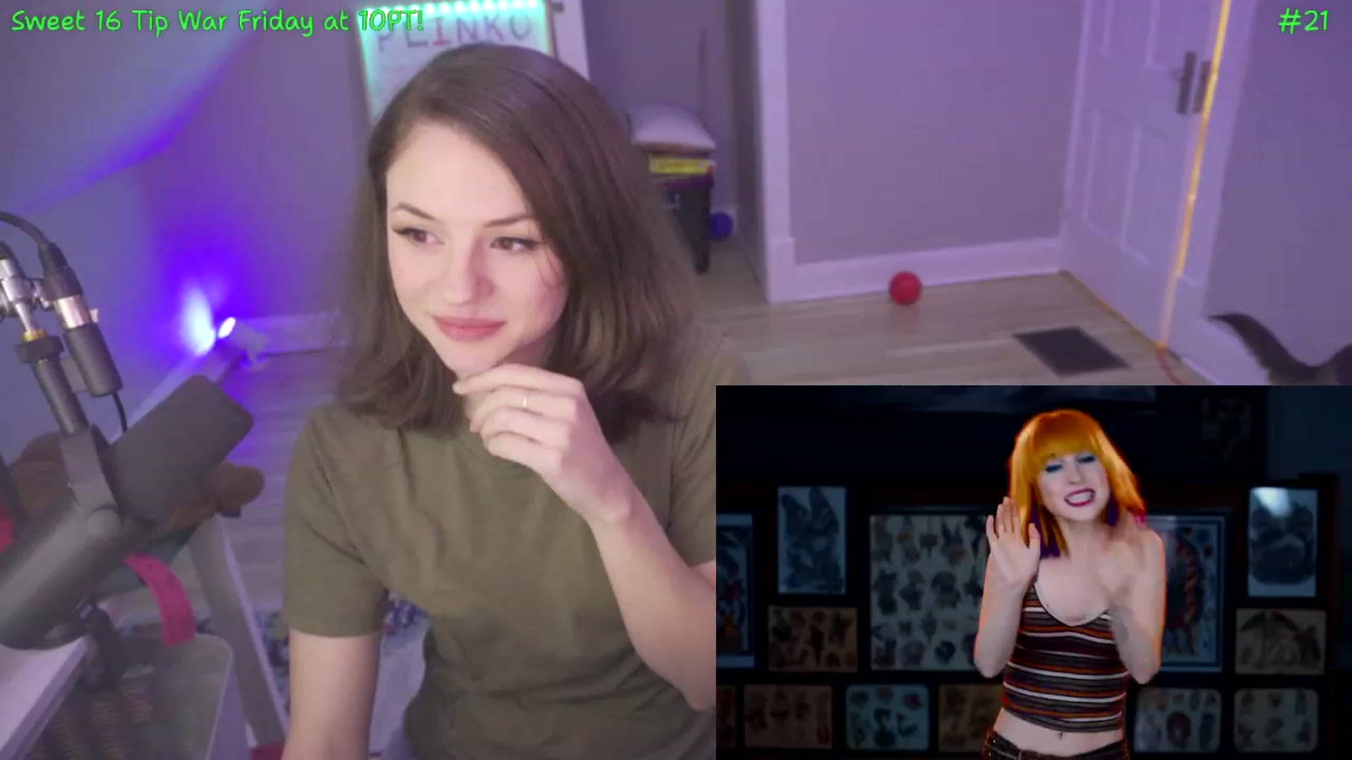 Gallery image thumbnail from SophiesPalace's myfreecams stream on, 03/14/2023, 08:34 image 14 of 20