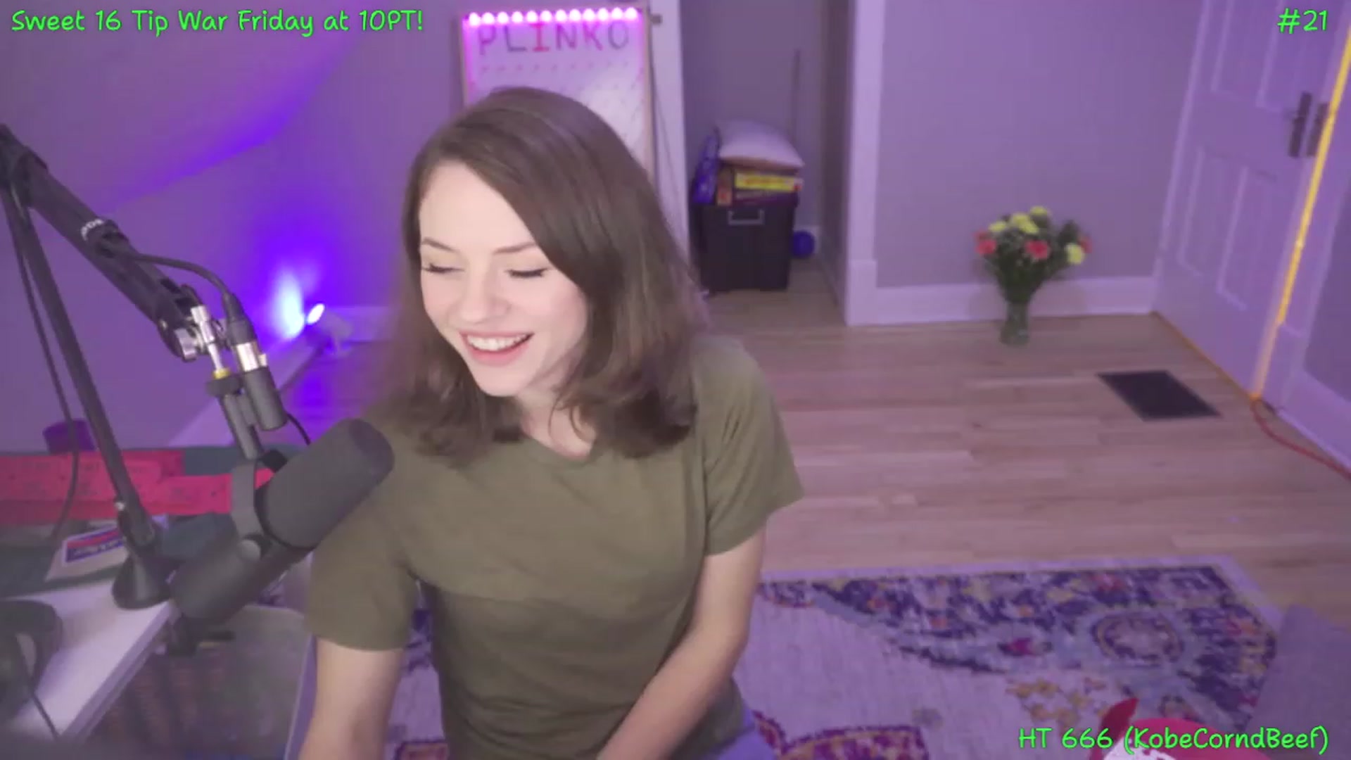 Gallery image thumbnail from SophiesPalace's myfreecams stream on, 03/14/2023, 08:34 image 5 of 20