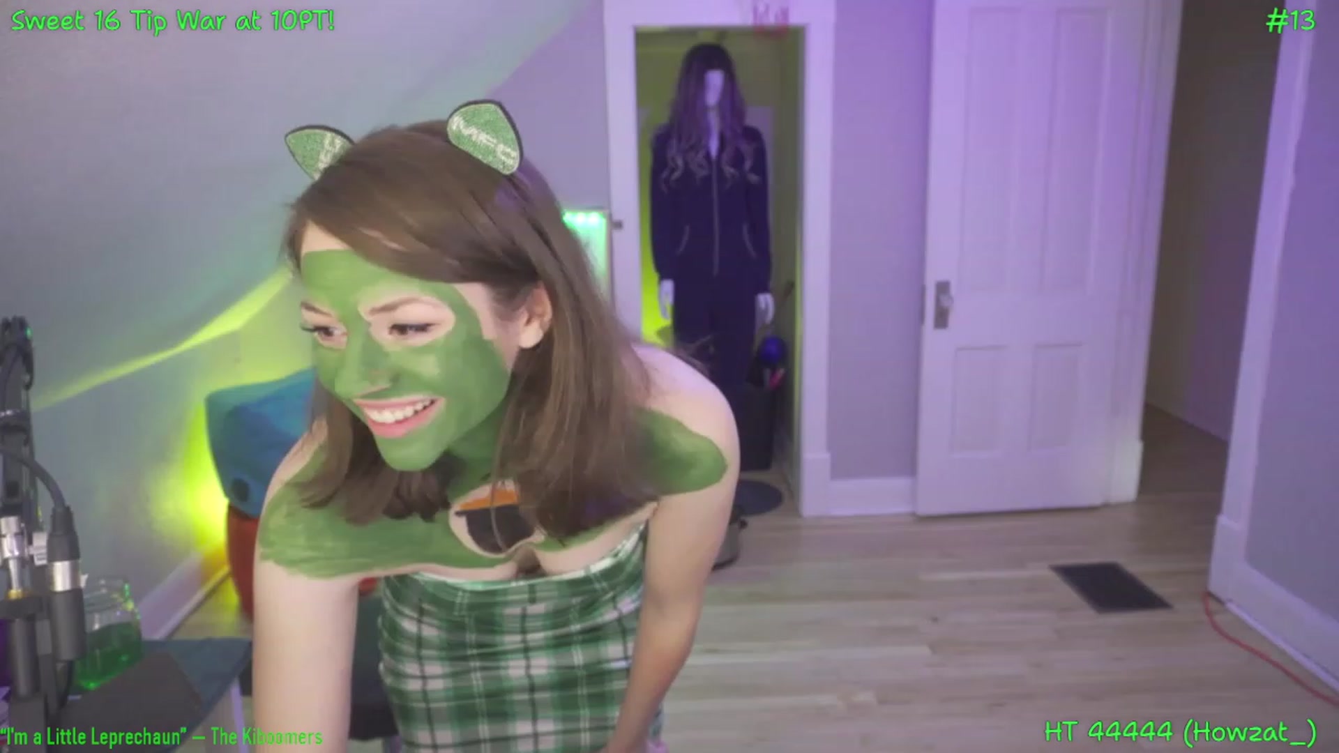Gallery image thumbnail from SophiesPalace's myfreecams stream on, 03/18/2023, 08:38 image 13 of 20