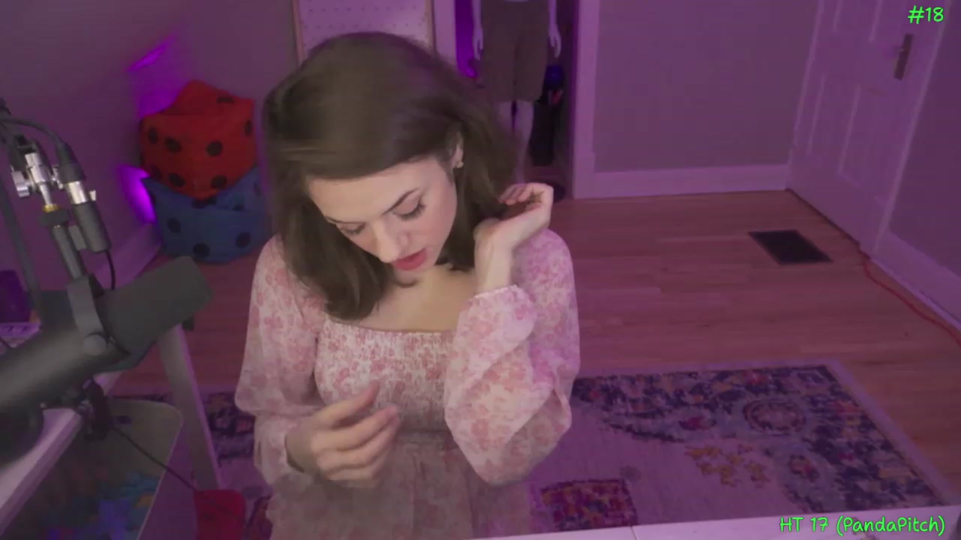 Gallery image thumbnail from SophiesPalace's myfreecams stream on, 03/23/2023, 06:13 image 2 of 20