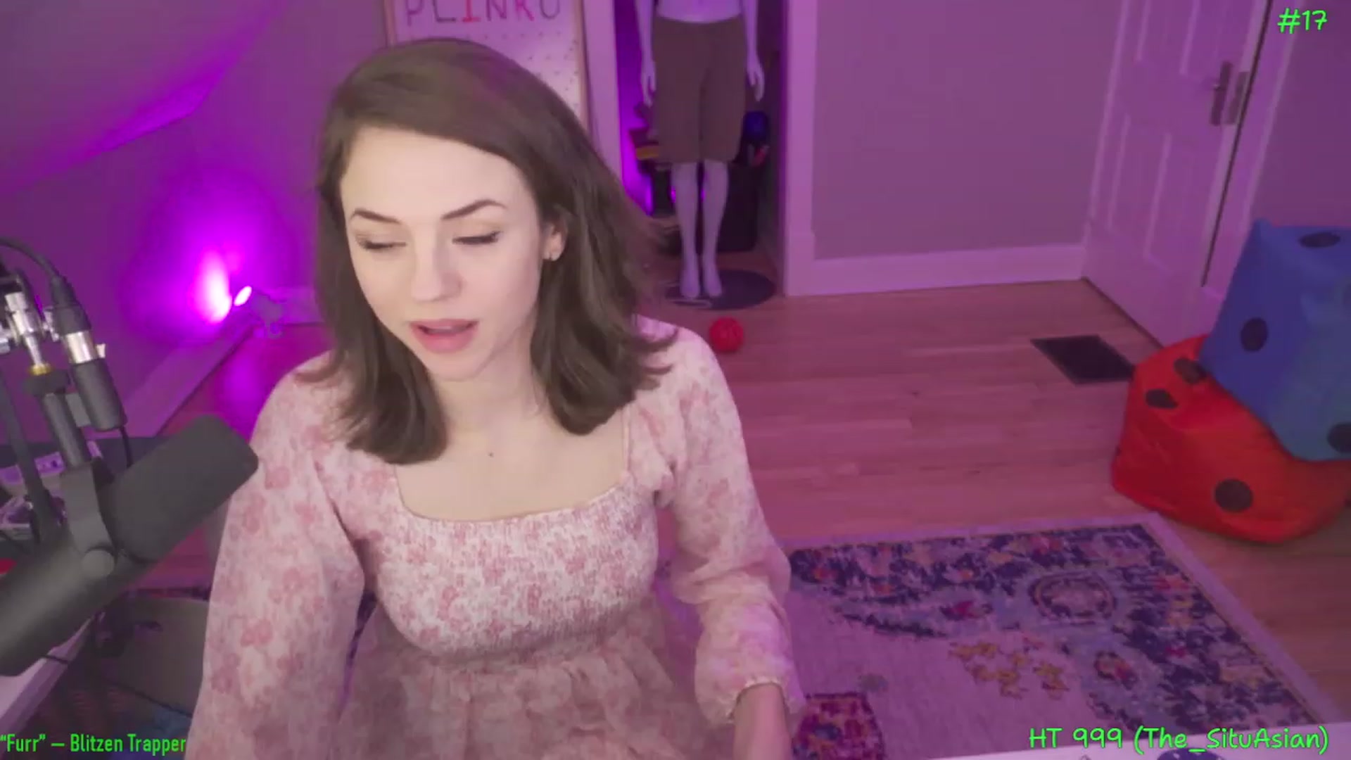 Gallery image thumbnail from SophiesPalace's myfreecams stream on, 03/23/2023, 09:03 image 14 of 20