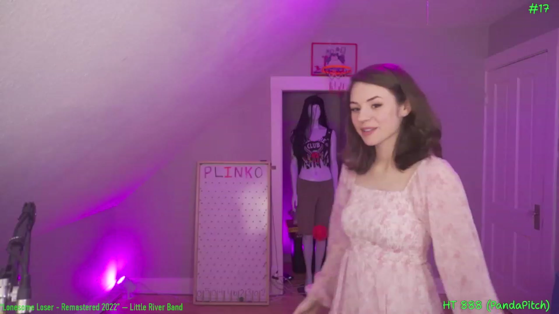 Gallery image thumbnail from SophiesPalace's myfreecams stream on, 03/23/2023, 09:03 image 10 of 20
