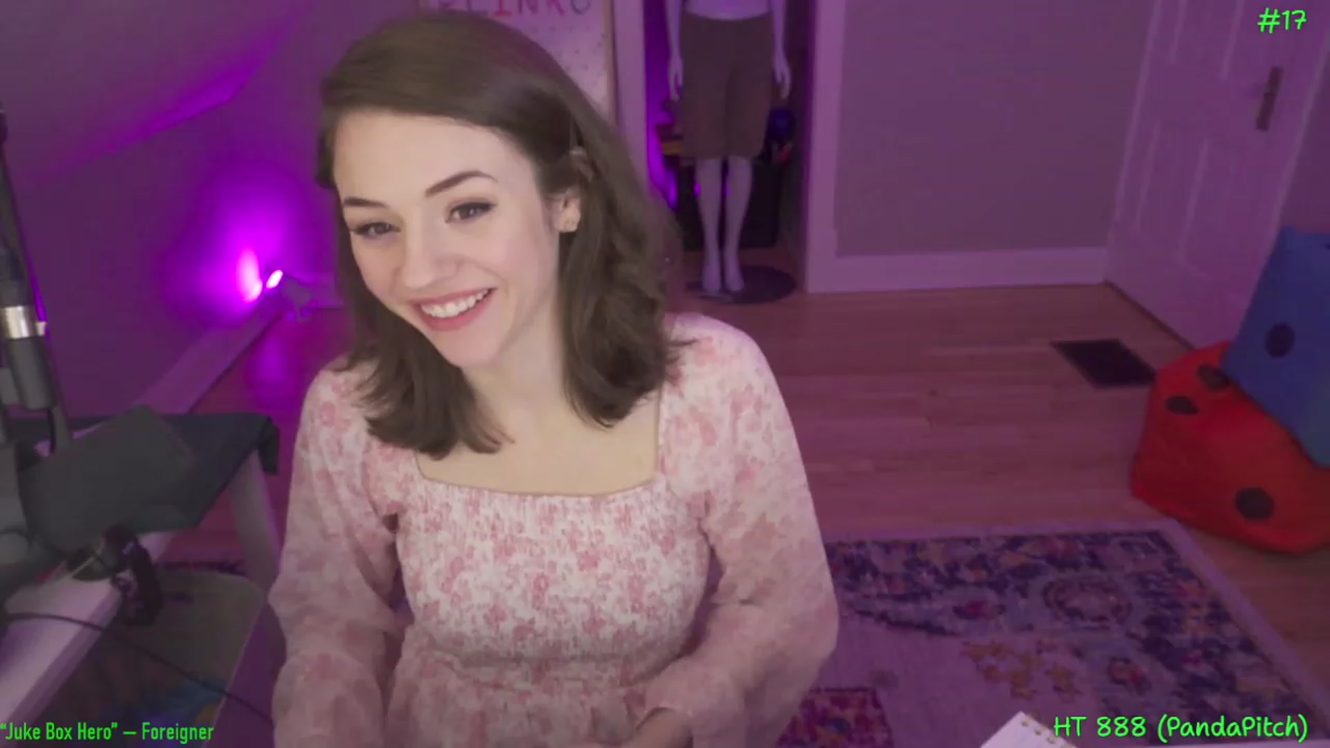 Gallery image thumbnail from SophiesPalace's myfreecams stream on, 03/23/2023, 09:03 image 8 of 20