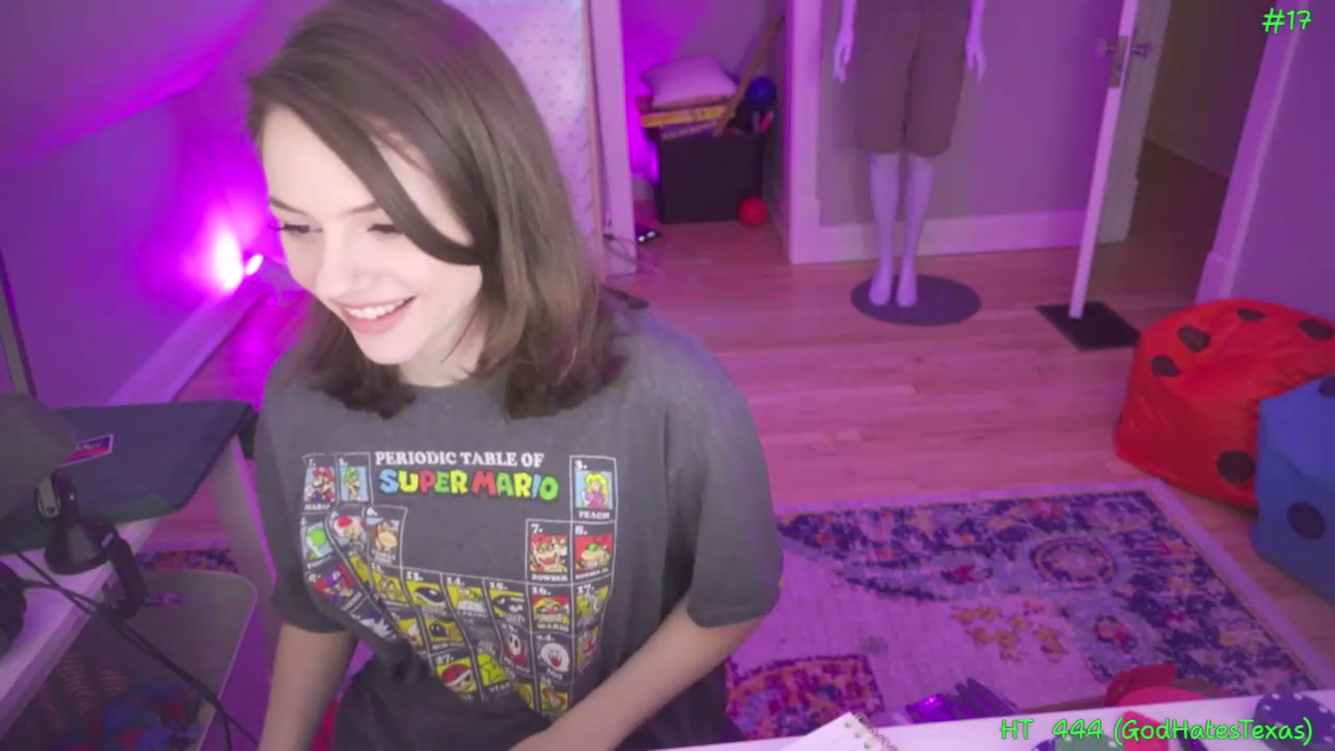 Gallery image thumbnail from SophiesPalace's myfreecams stream on, 03/27/2023, 05:08 image 7 of 20