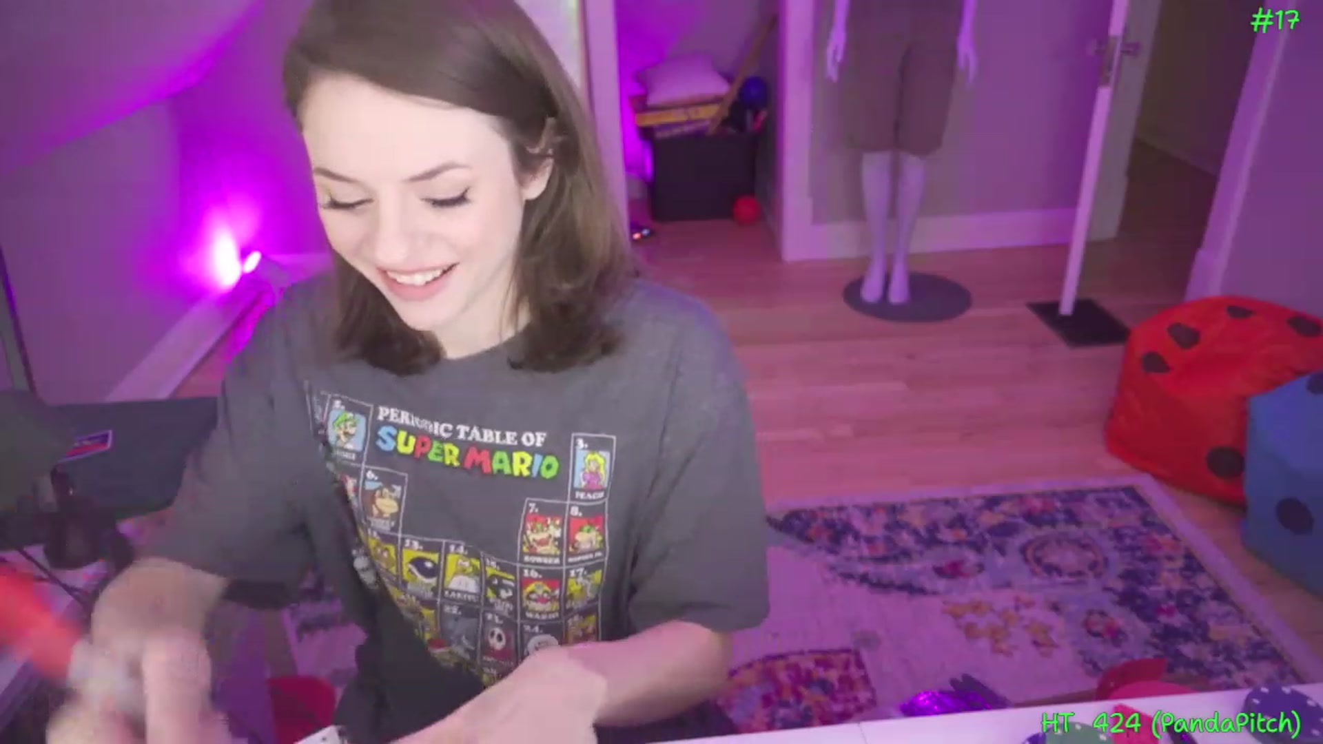 Gallery image thumbnail from SophiesPalace's myfreecams stream on, 03/27/2023, 05:08 image 5 of 20