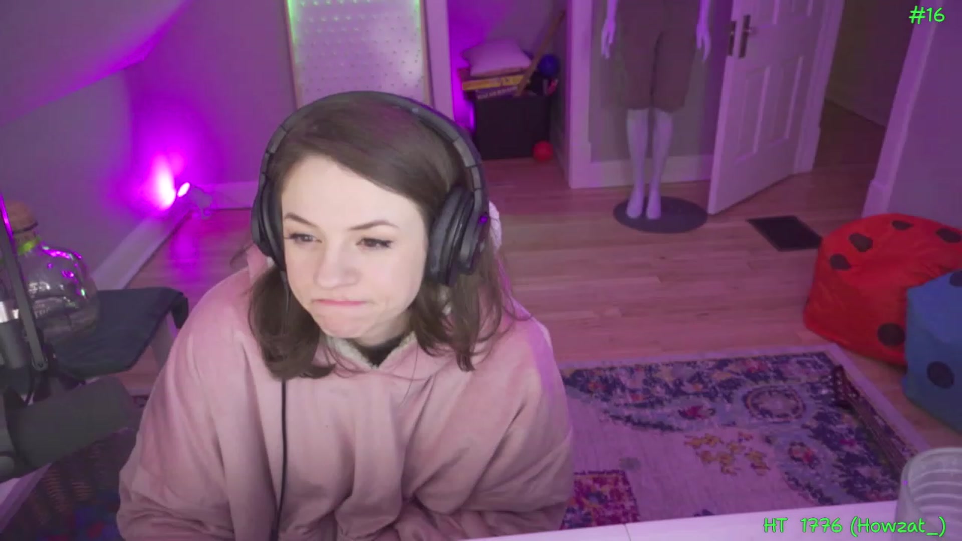 Gallery image thumbnail from SophiesPalace's myfreecams stream on, 03/27/2023, 08:27 image 15 of 20