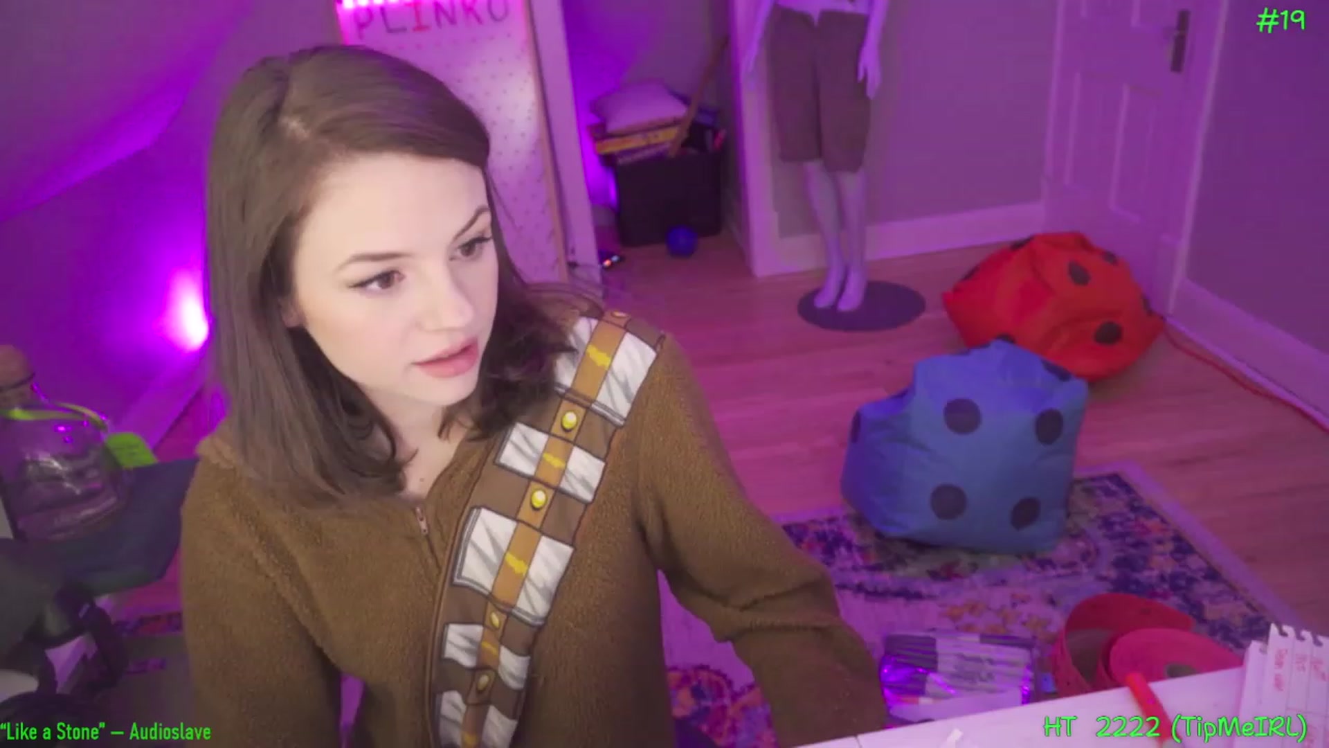 Gallery image thumbnail from SophiesPalace's myfreecams stream on, 03/31/2023, 06:22 image 11 of 20