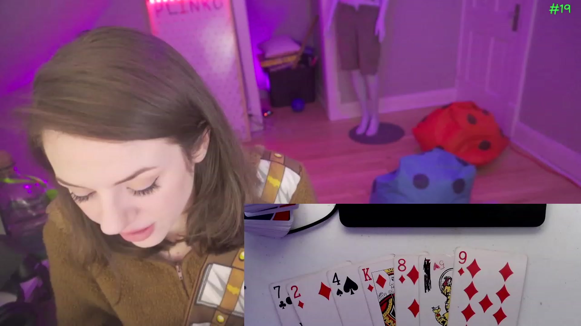 Gallery image thumbnail from SophiesPalace's myfreecams stream on, 03/31/2023, 06:22 image 12 of 20