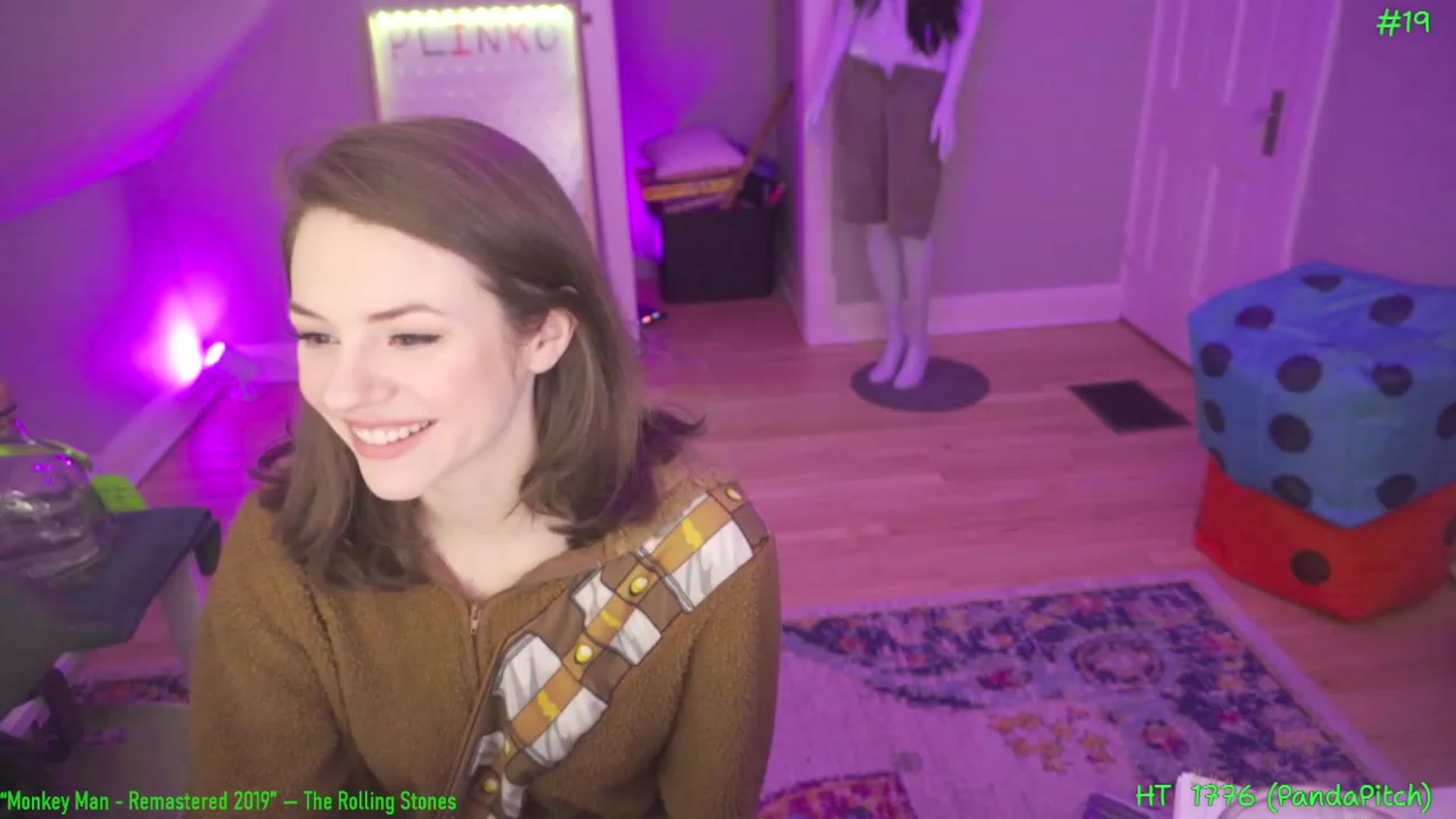 Gallery image thumbnail from SophiesPalace's myfreecams stream on, 03/31/2023, 06:22 image 3 of 20