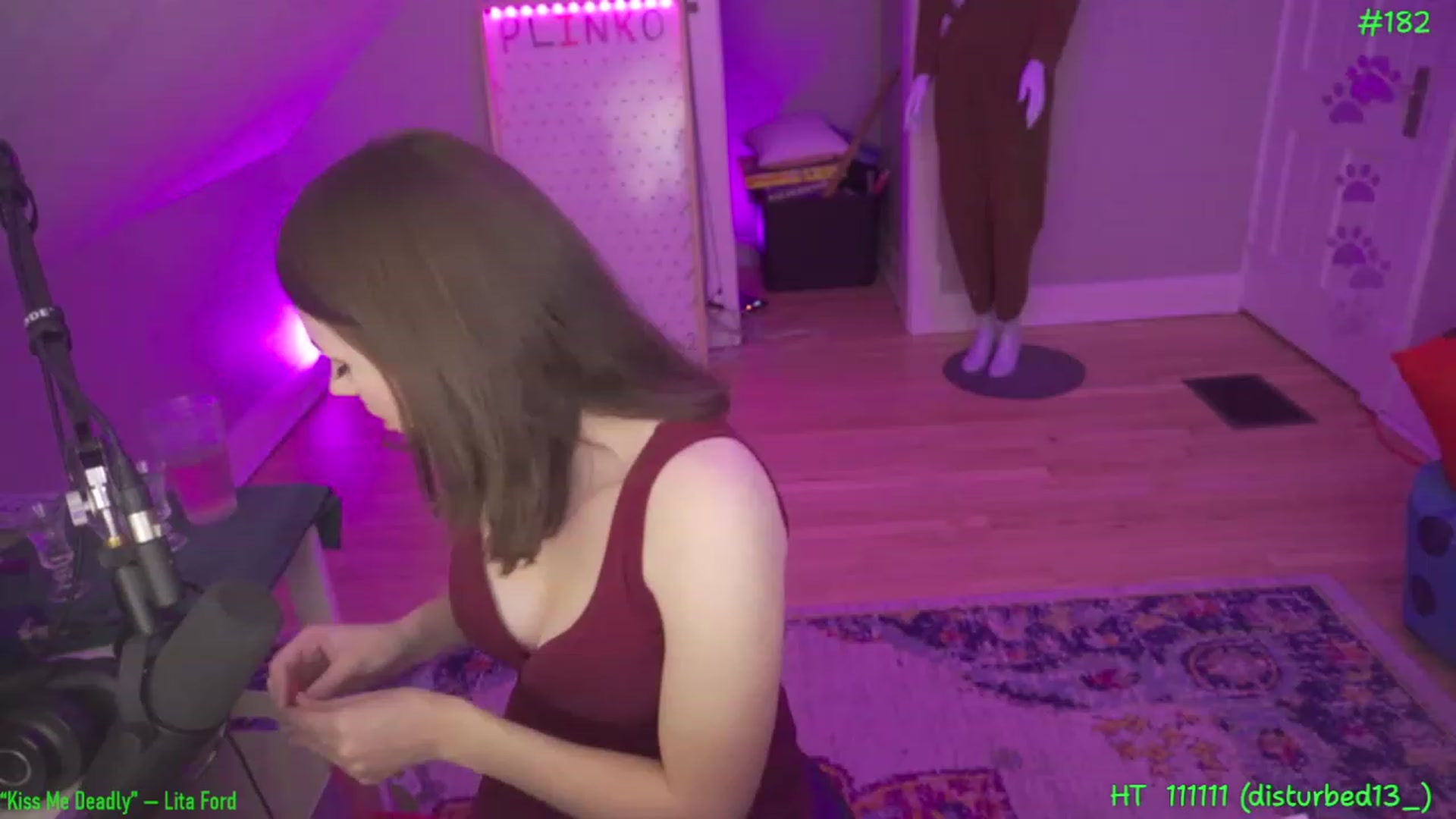Gallery image thumbnail from SophiesPalace's myfreecams stream on, 04/01/2023, 07:39 image 17 of 20
