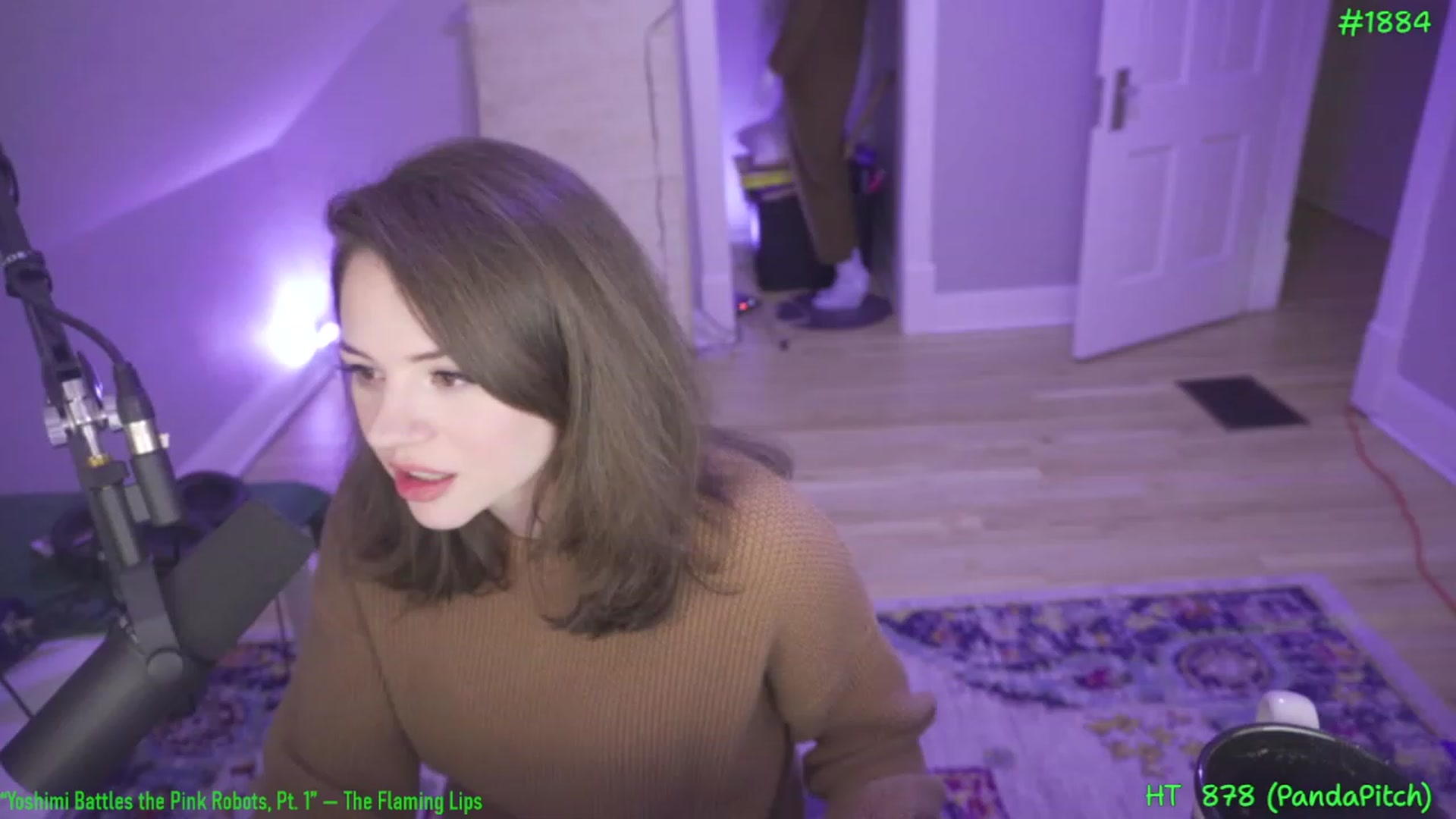 Gallery image thumbnail from SophiesPalace's myfreecams stream on, 05/04/2023, 07:08 image 3 of 20