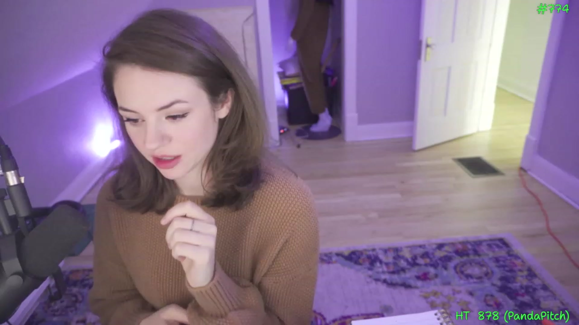 Gallery image thumbnail from SophiesPalace's myfreecams stream on, 05/04/2023, 07:08 image 17 of 20