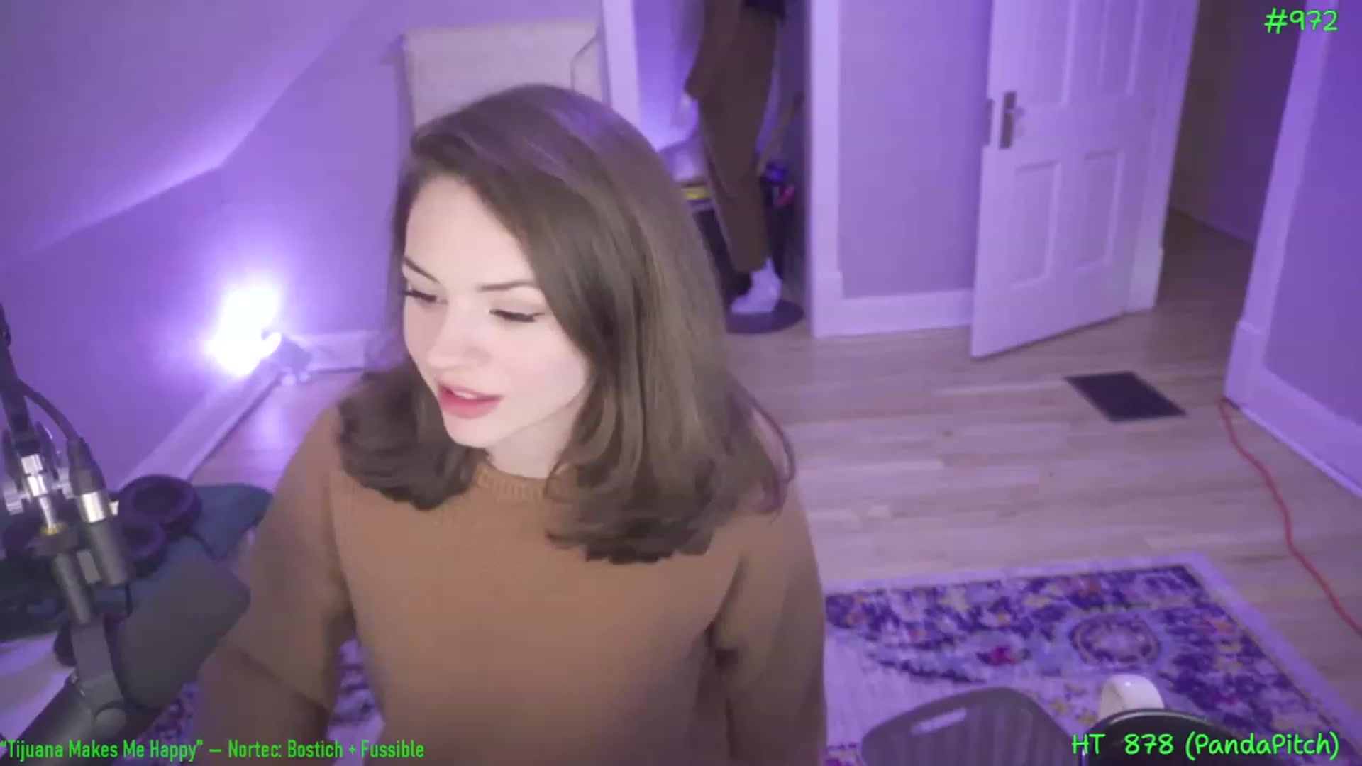 Gallery image thumbnail from SophiesPalace's myfreecams stream on, 05/04/2023, 07:08 image 10 of 20