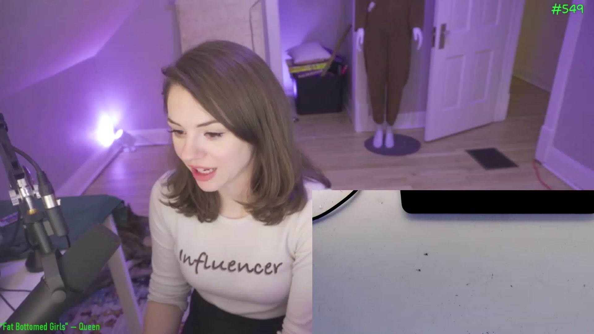 Gallery image thumbnail from SophiesPalace's myfreecams stream on, 05/05/2023, 07:38 image 3 of 20