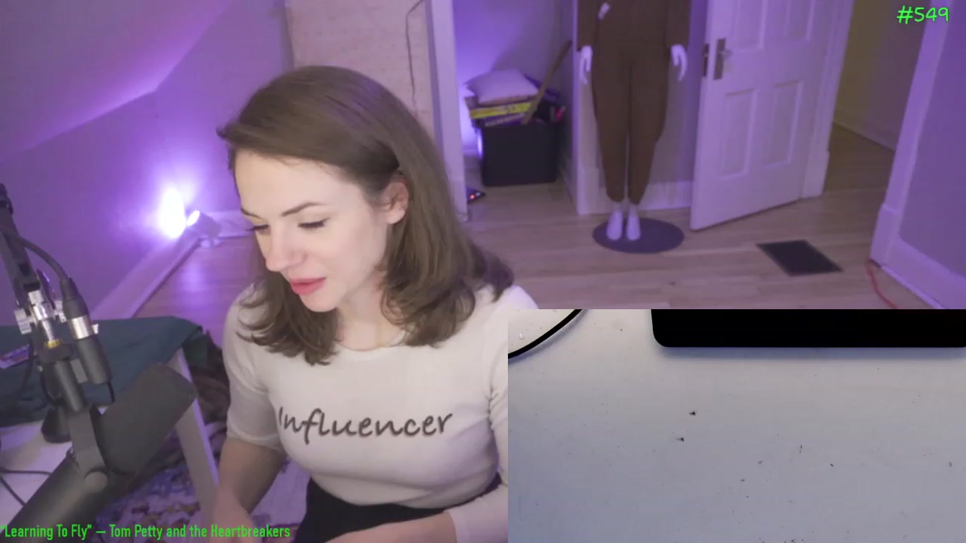 Gallery image thumbnail from SophiesPalace's myfreecams stream on, 05/05/2023, 07:38 image 2 of 20