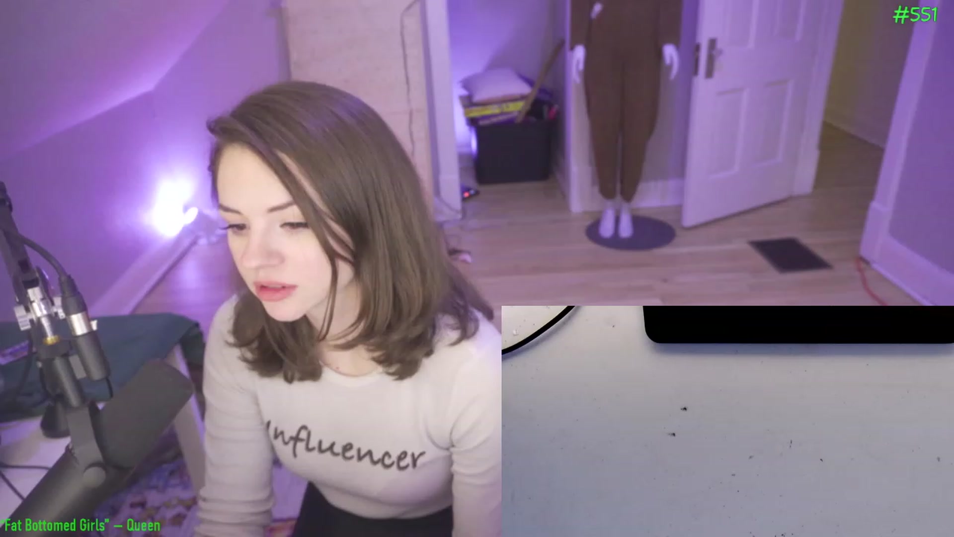 Gallery image thumbnail from SophiesPalace's myfreecams stream on, 05/05/2023, 07:38 image 5 of 20