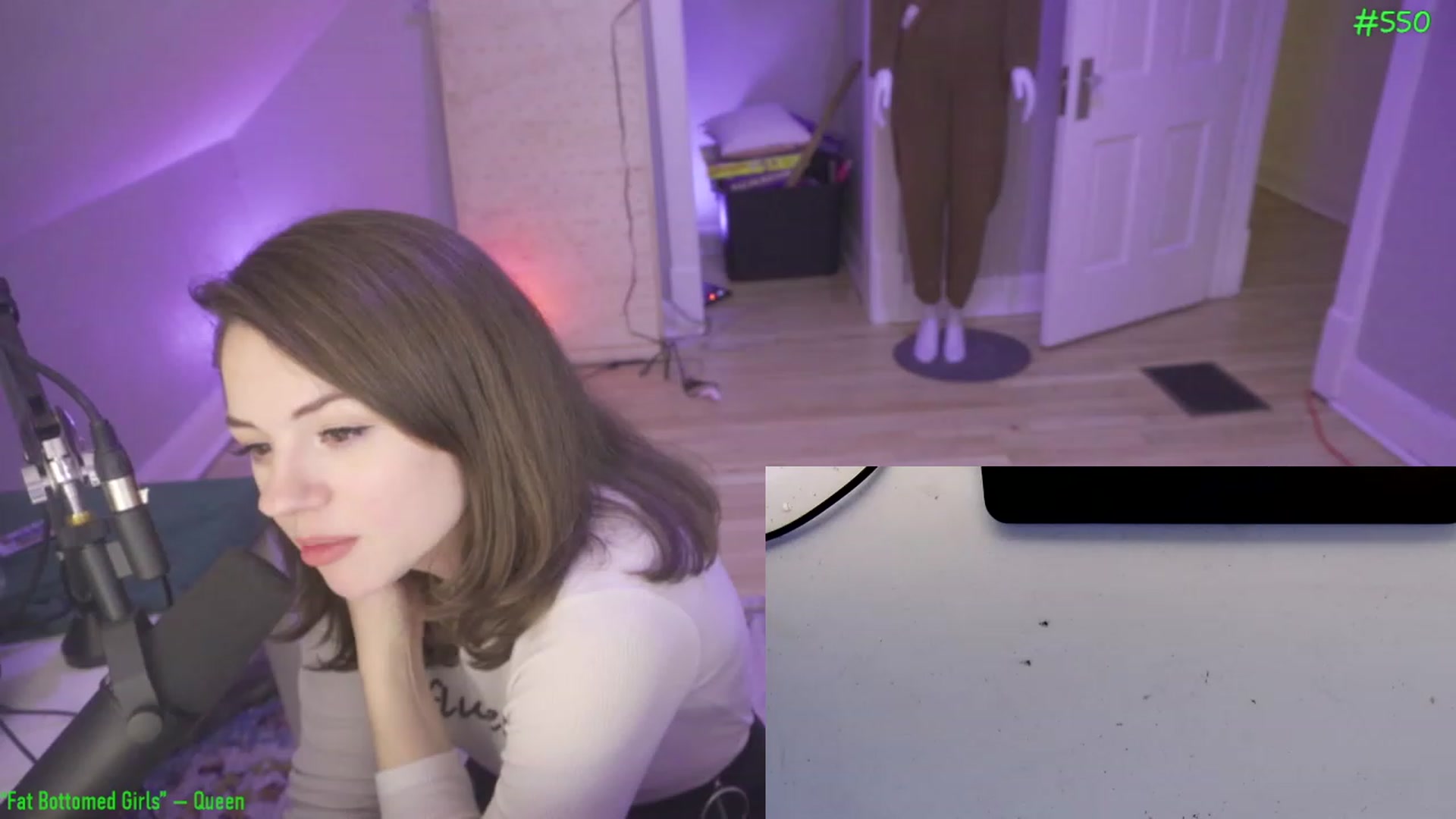 Gallery image thumbnail from SophiesPalace's myfreecams stream on, 05/05/2023, 07:38 image 4 of 20