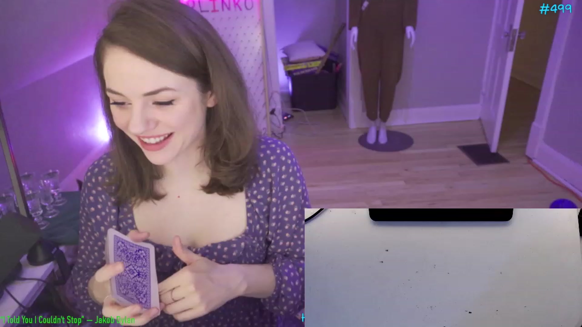 Gallery image thumbnail from SophiesPalace's myfreecams stream on, 05/06/2023, 06:18 image 2 of 20