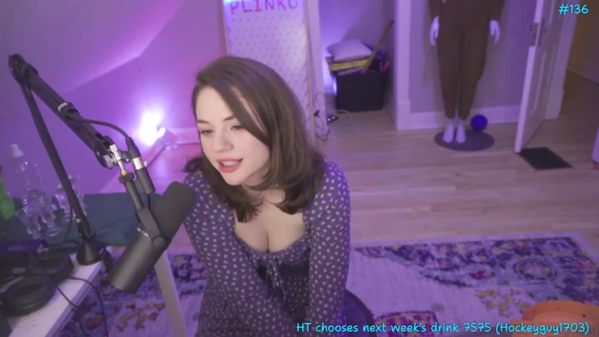 Gallery image thumbnail from SophiesPalace's myfreecams stream on, 05/06/2023, 07:37 image 18 of 20