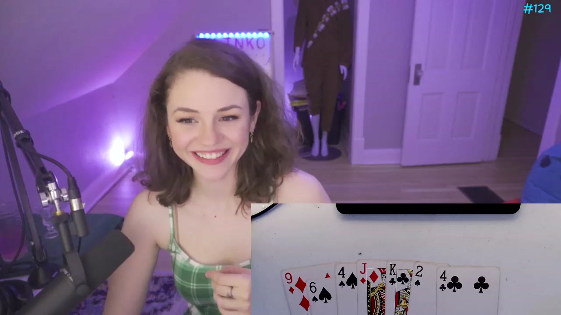 Gallery image thumbnail from SophiesPalace's myfreecams stream on, 05/13/2023, 05:45 image 14 of 20