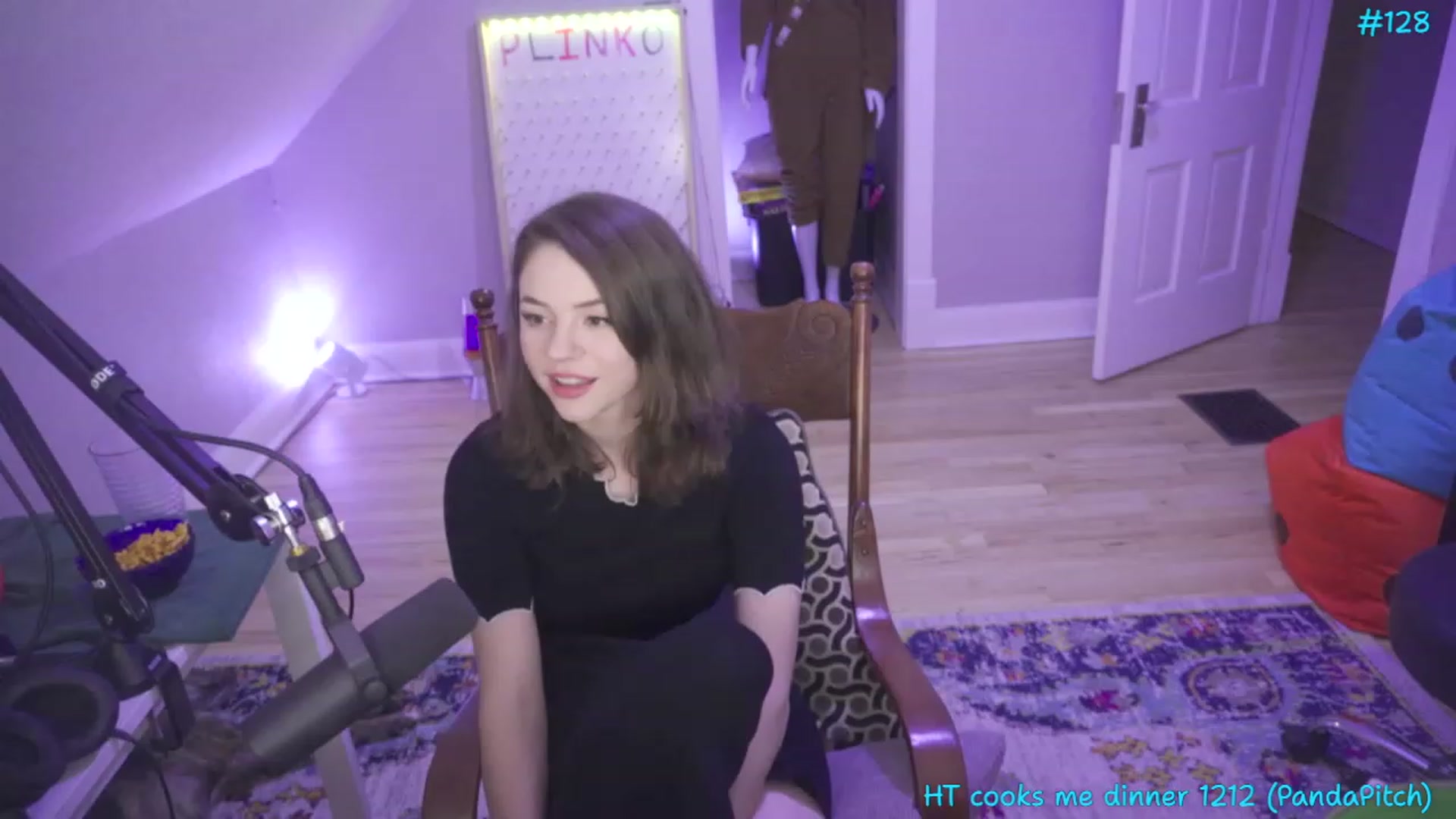 Gallery image thumbnail from SophiesPalace's myfreecams stream on, 05/16/2023, 06:41 image 19 of 20