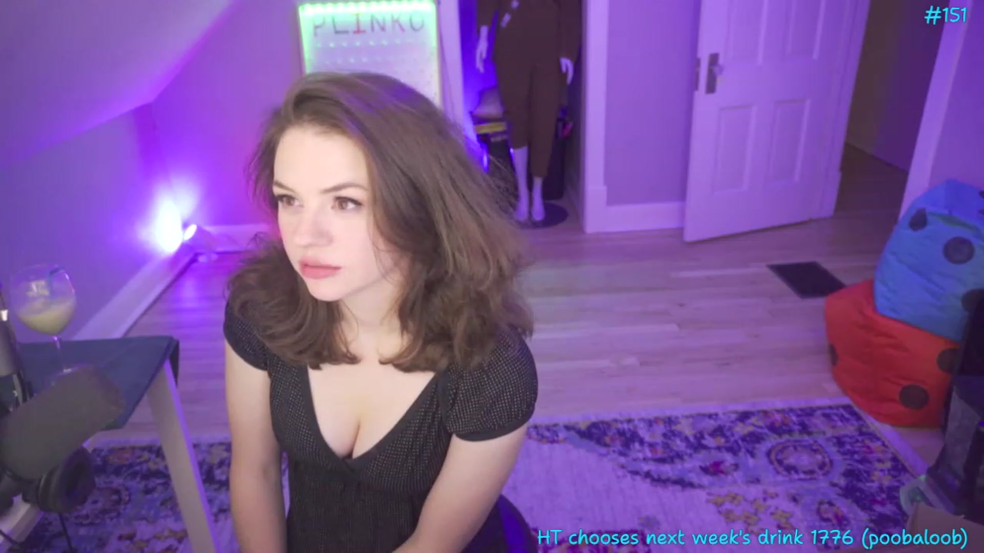 Gallery image thumbnail from SophiesPalace's myfreecams stream on, 05/20/2023, 08:07 image 12 of 20