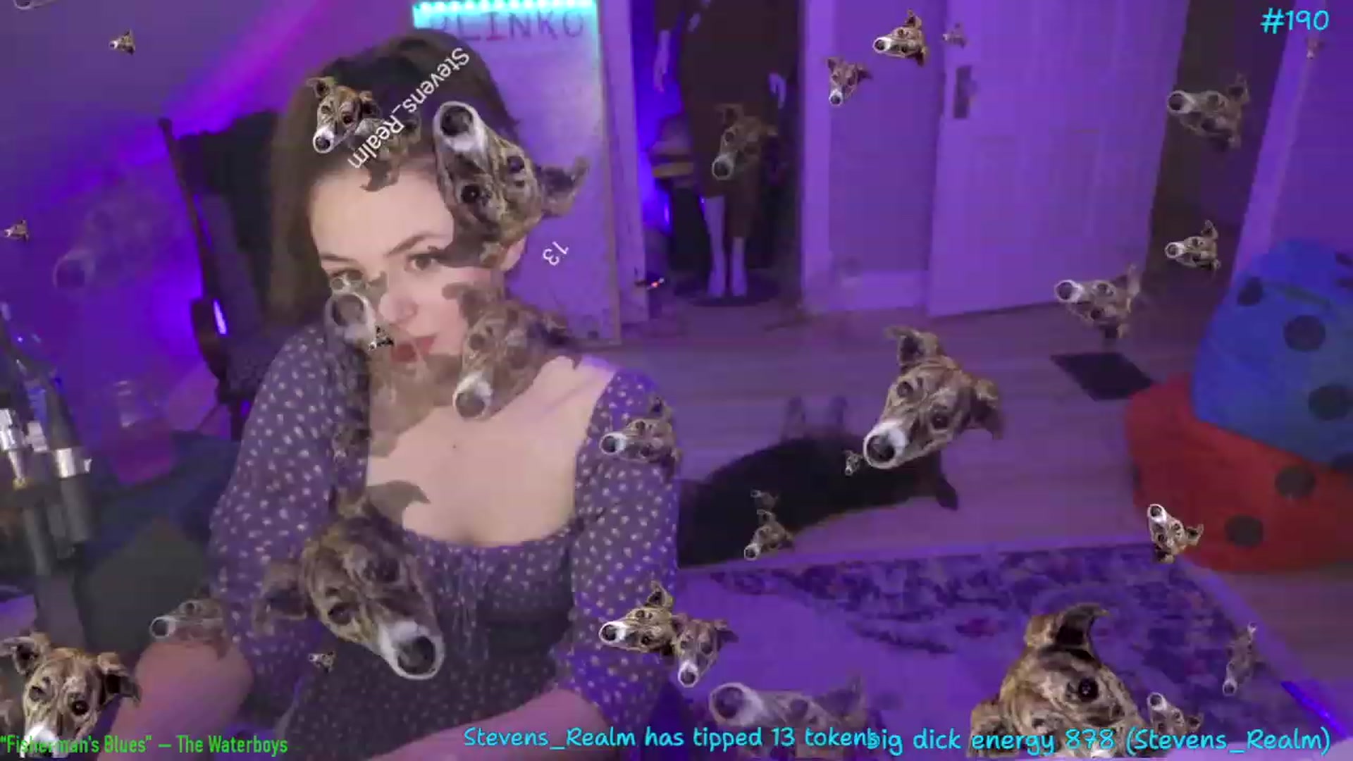 Gallery image thumbnail from SophiesPalace's myfreecams stream on, 05/27/2023, 07:08 image 5 of 20