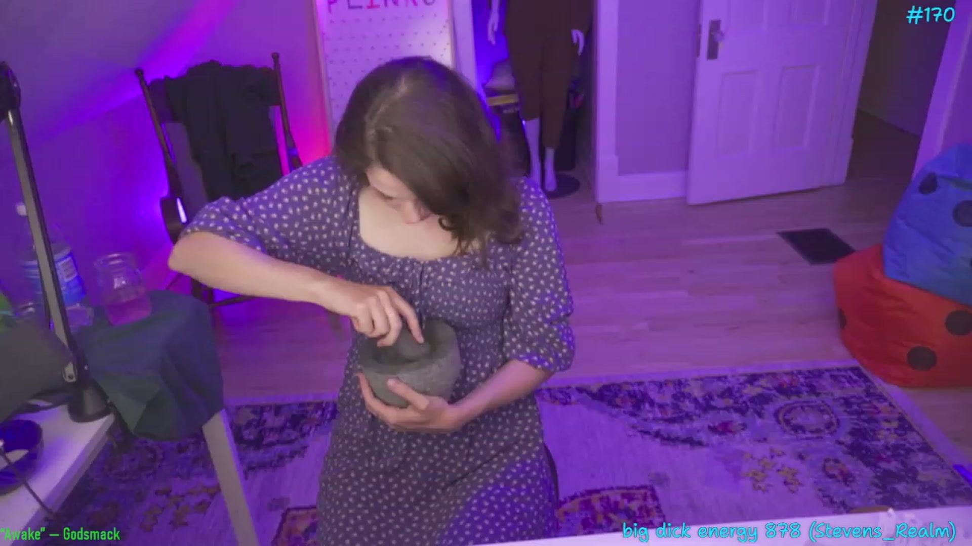 Gallery image thumbnail from SophiesPalace's myfreecams stream on, 05/27/2023, 07:08 image 19 of 20