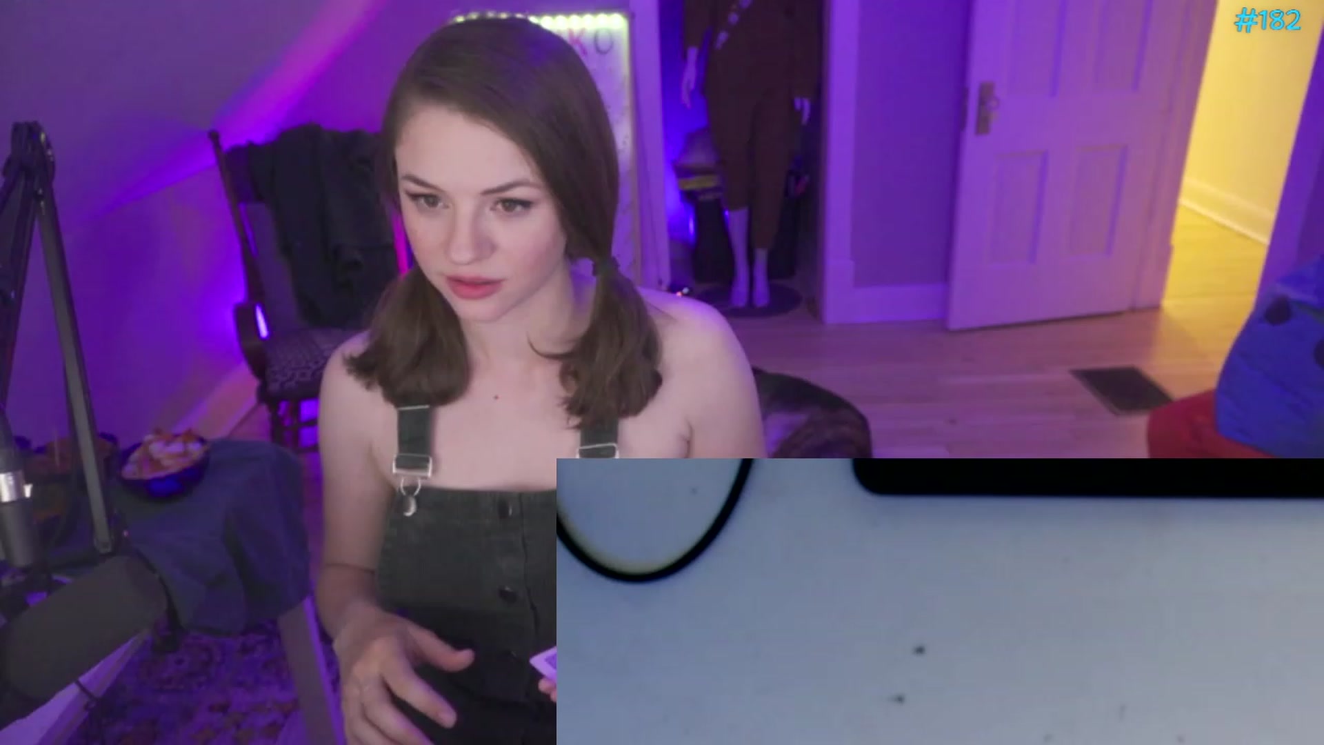 Gallery image thumbnail from SophiesPalace's myfreecams stream on, 05/29/2023, 08:23 image 4 of 20