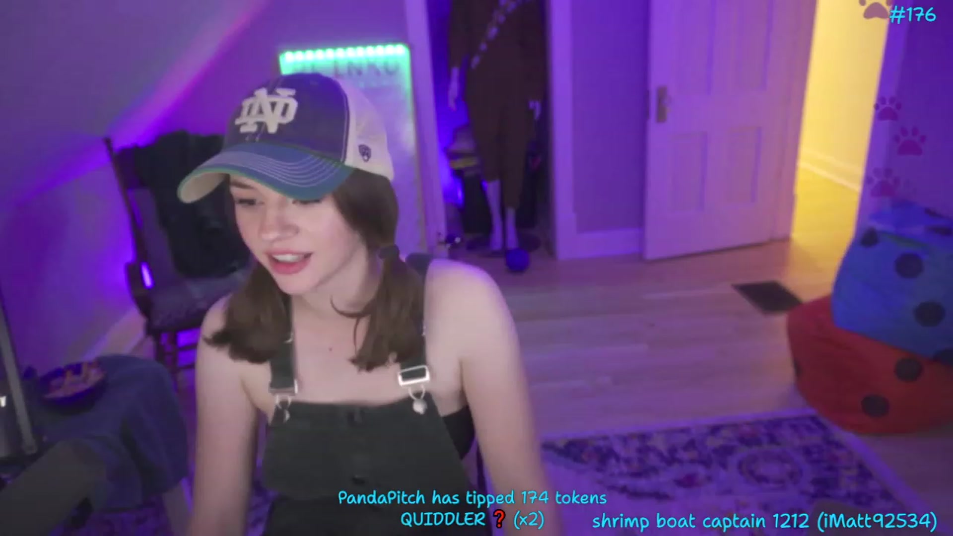 Gallery image thumbnail from SophiesPalace's myfreecams stream on, 05/29/2023, 09:01 image 15 of 20