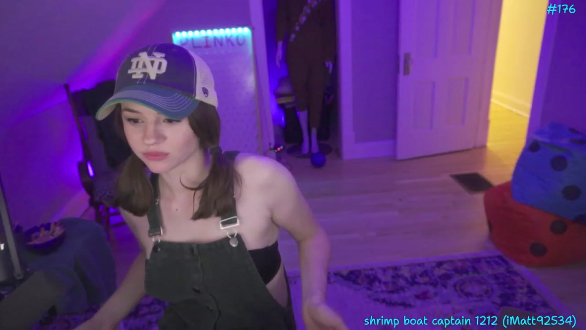 Gallery image thumbnail from SophiesPalace's myfreecams stream on, 05/29/2023, 09:01 image 19 of 20